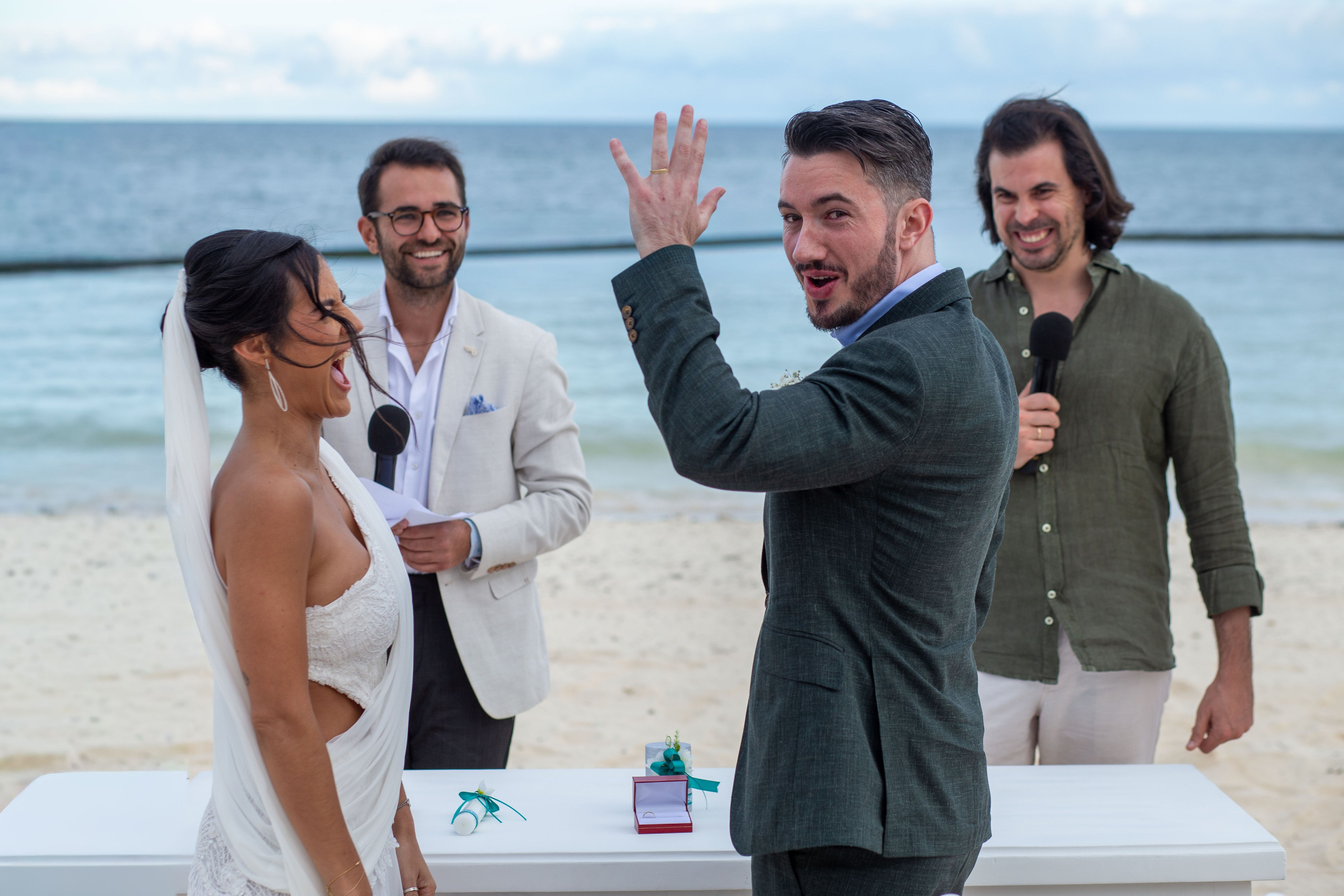 Wedding Photo Cancun. Alfredo Vazquez Wedding Films & Photography | Mexico & Destination Weddings