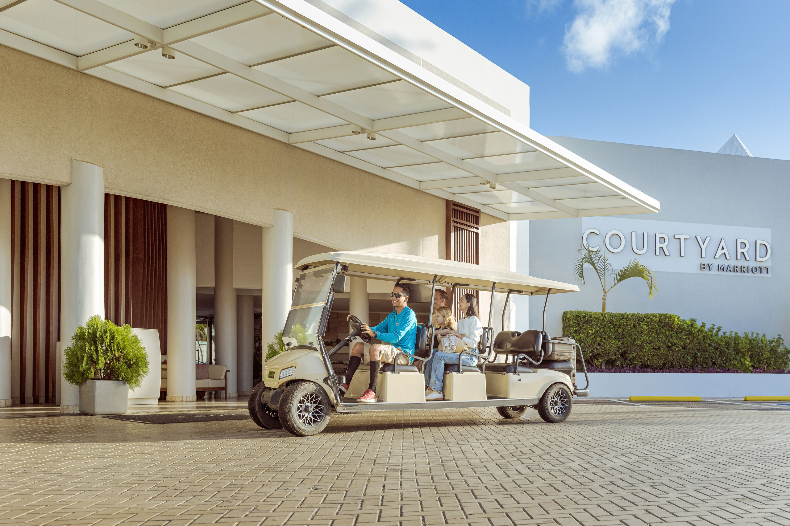 Courtyard Aruba Resort. Professionals Hotel Content Creators Salt and Pepper Studio