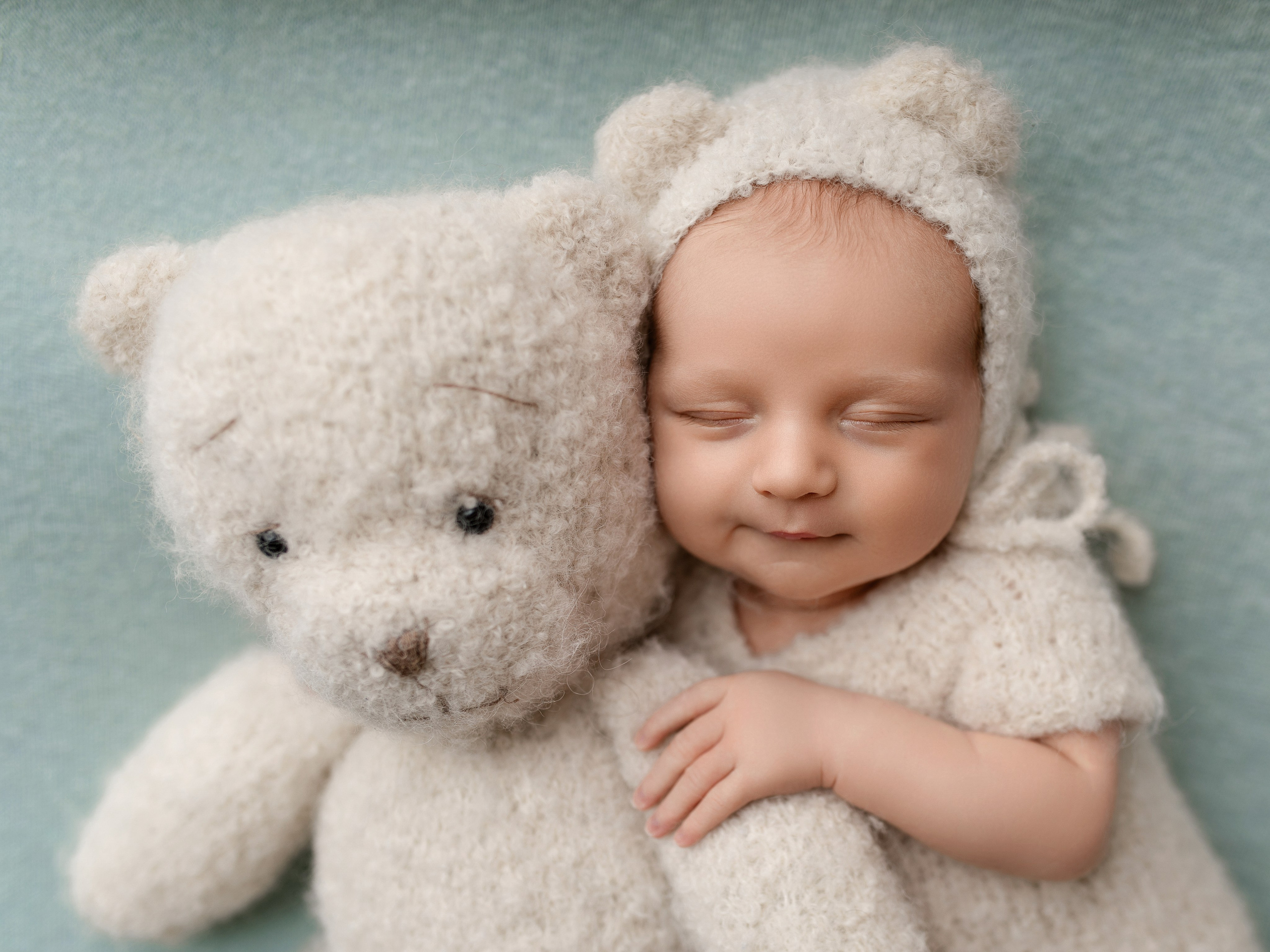 Esu Aleksandra naujagimių ir kudikių fotografė iš Vilniaus