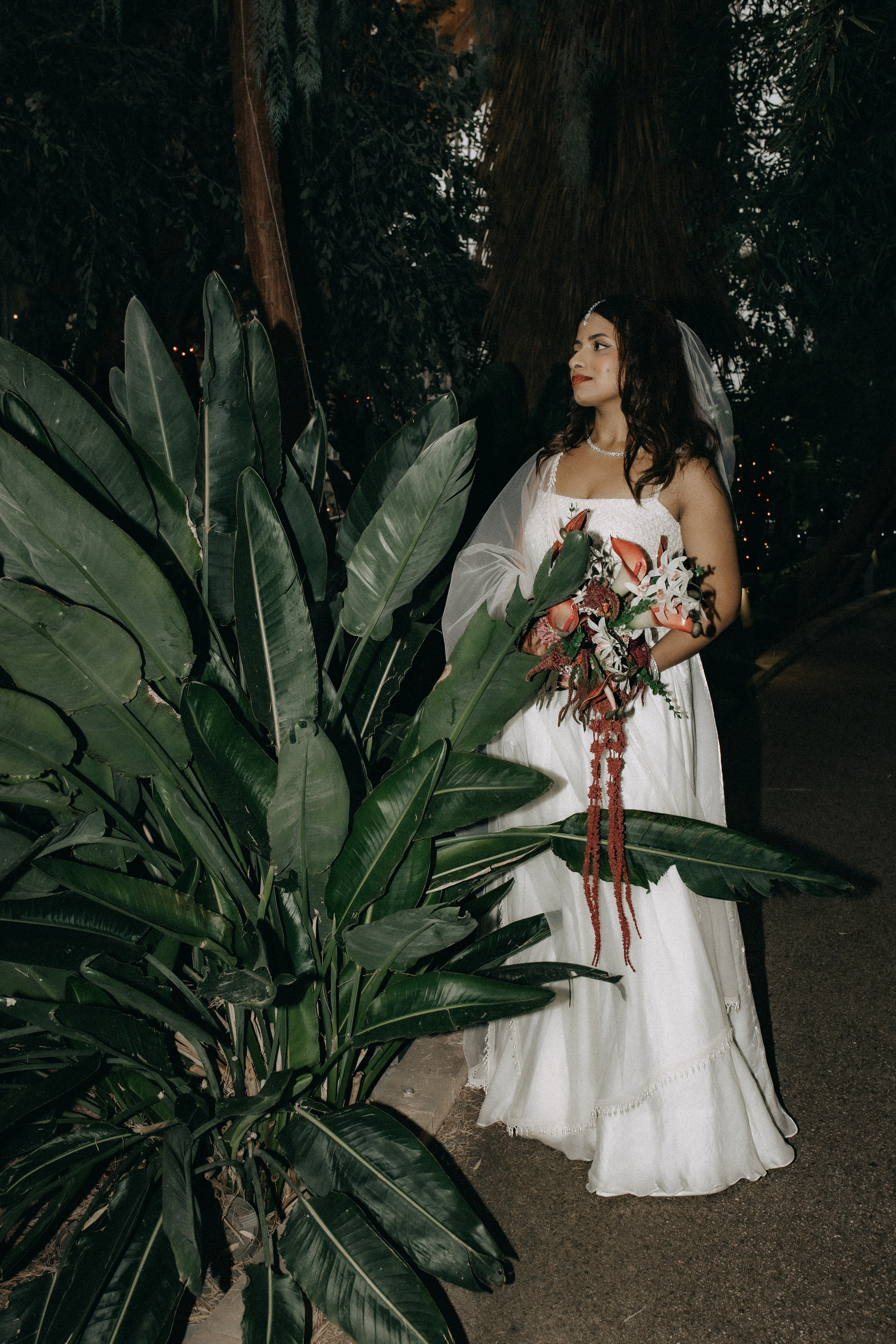 Ayushi and Tomasz. Wedding and Portrait Photographer Evie Moon