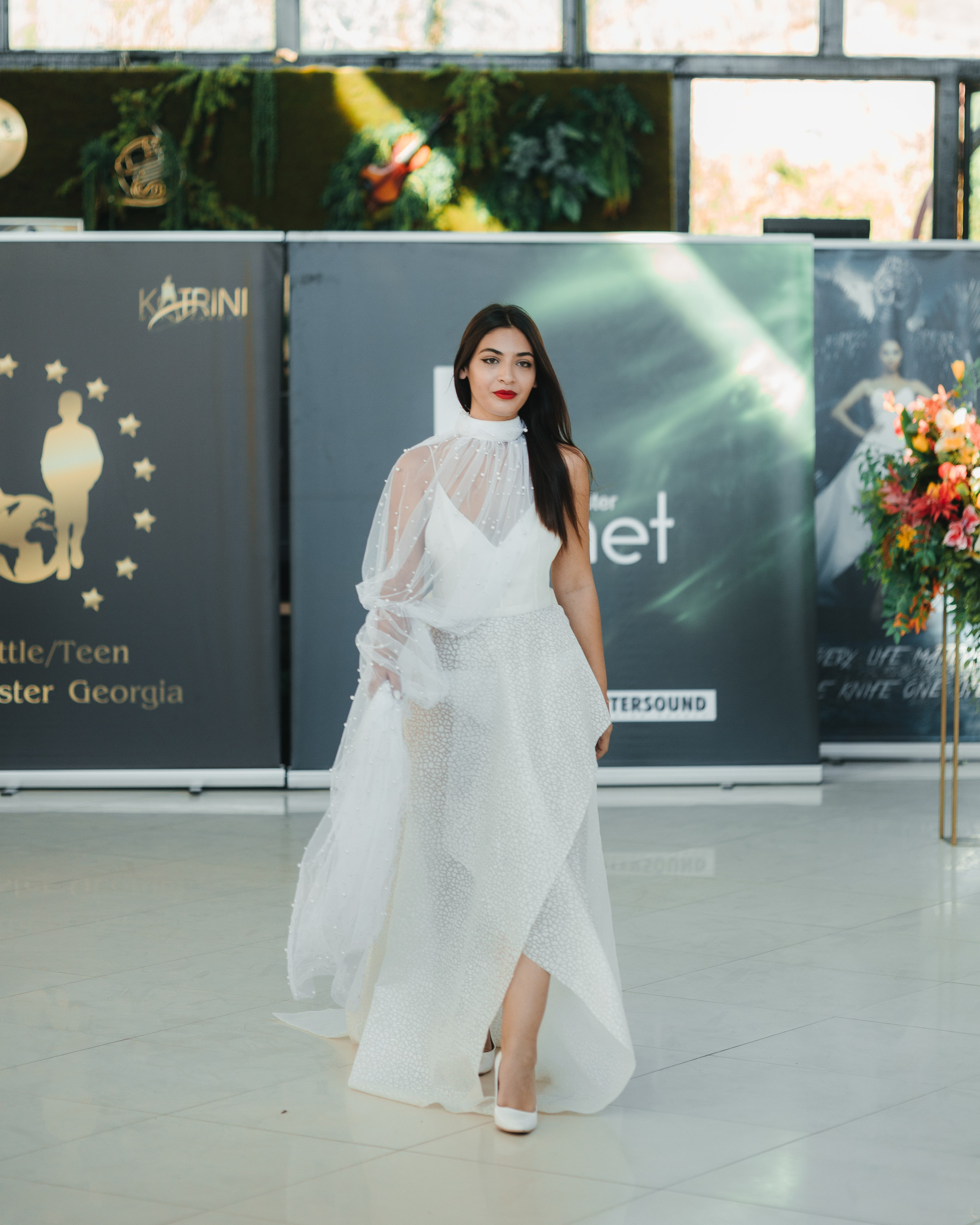 F A S H I O N. Bspander