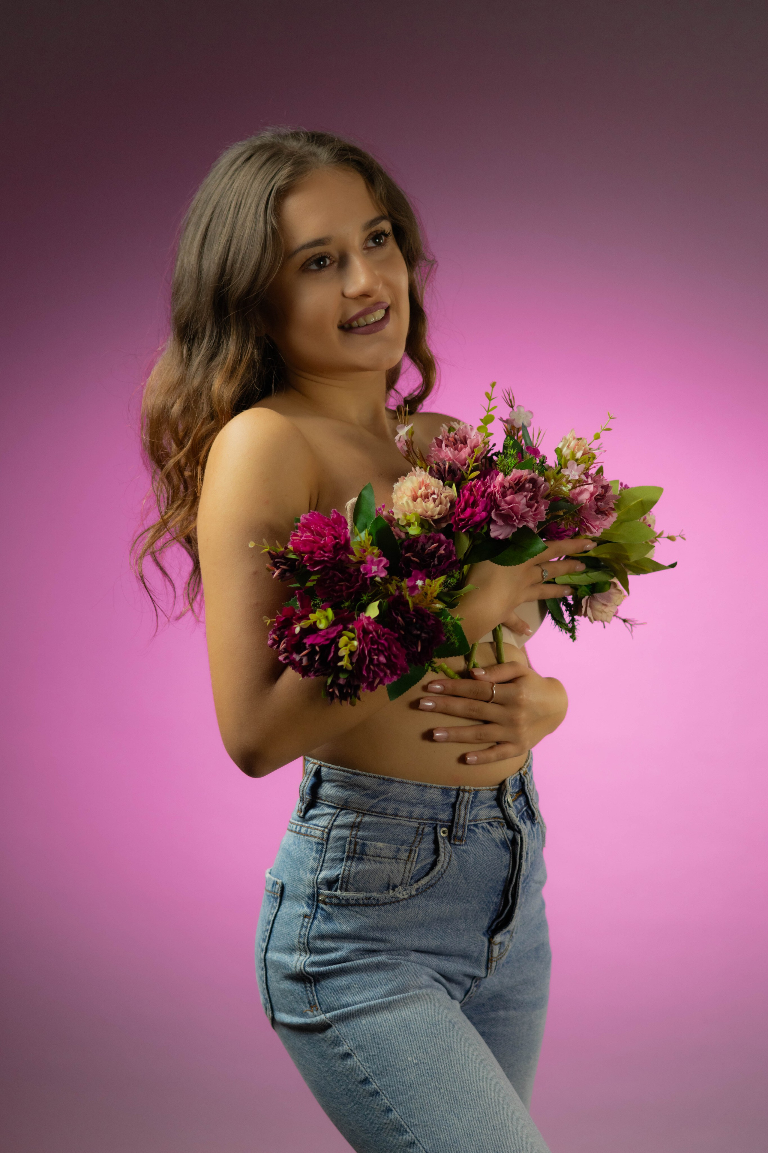 Alexandra. Fotograf si videograf — evenimente si studio