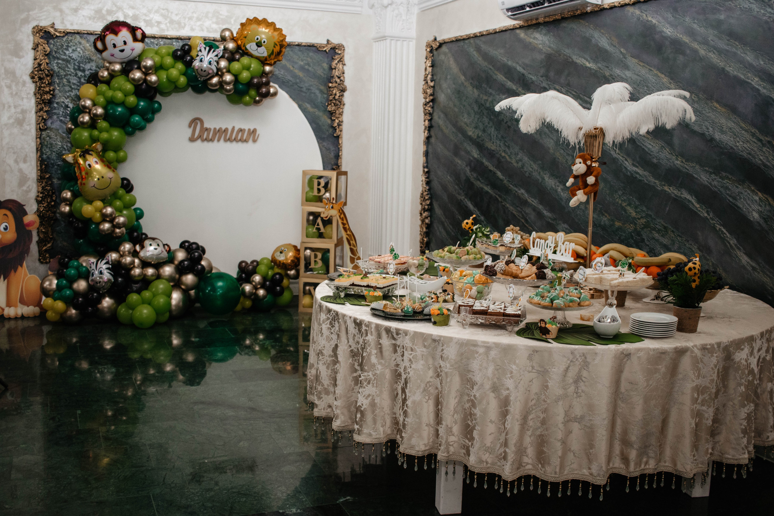 Damian. Fotograf si videograf — evenimente si studio