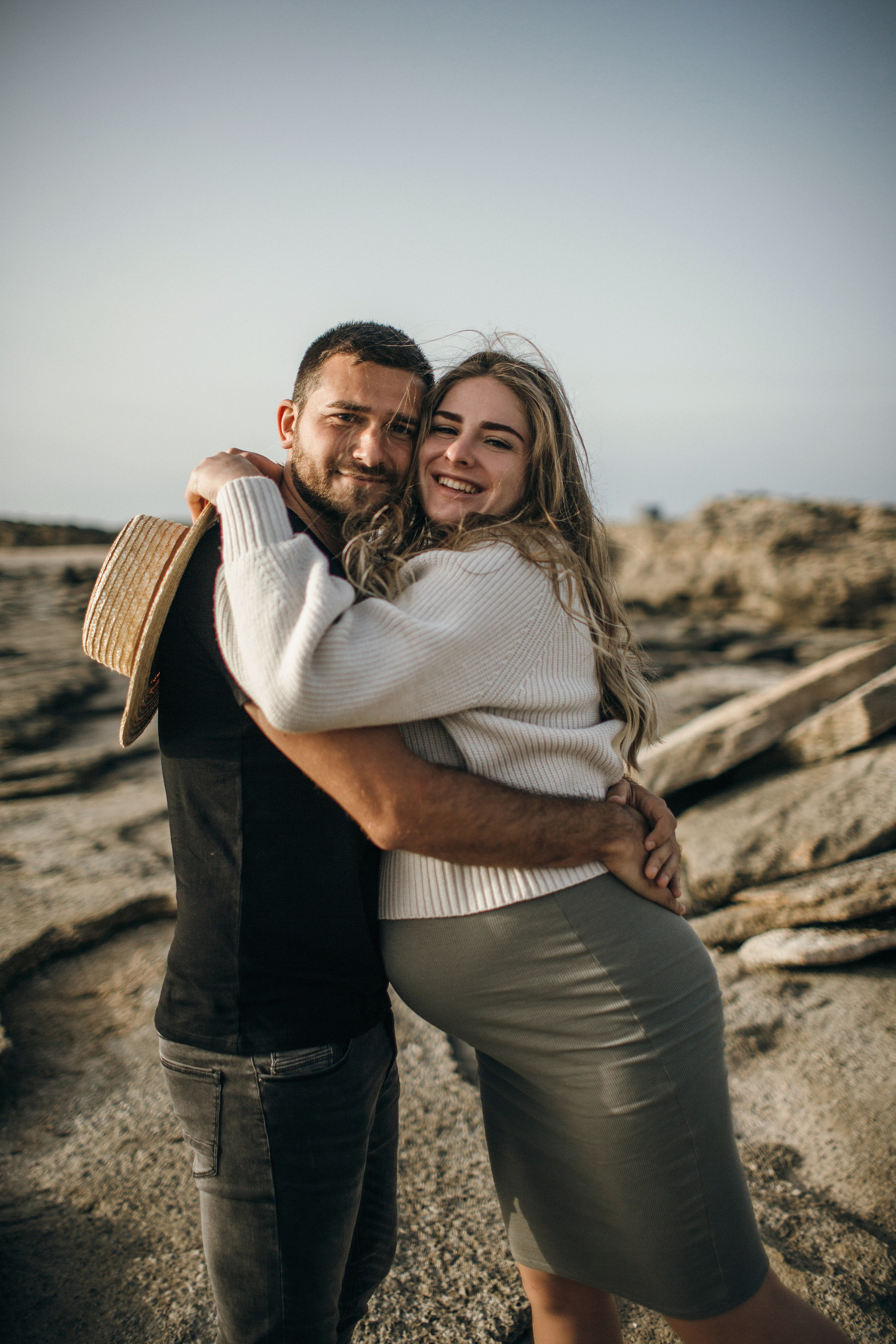 Sasha & Inna at HaBonim beach. Family photographer in Israel