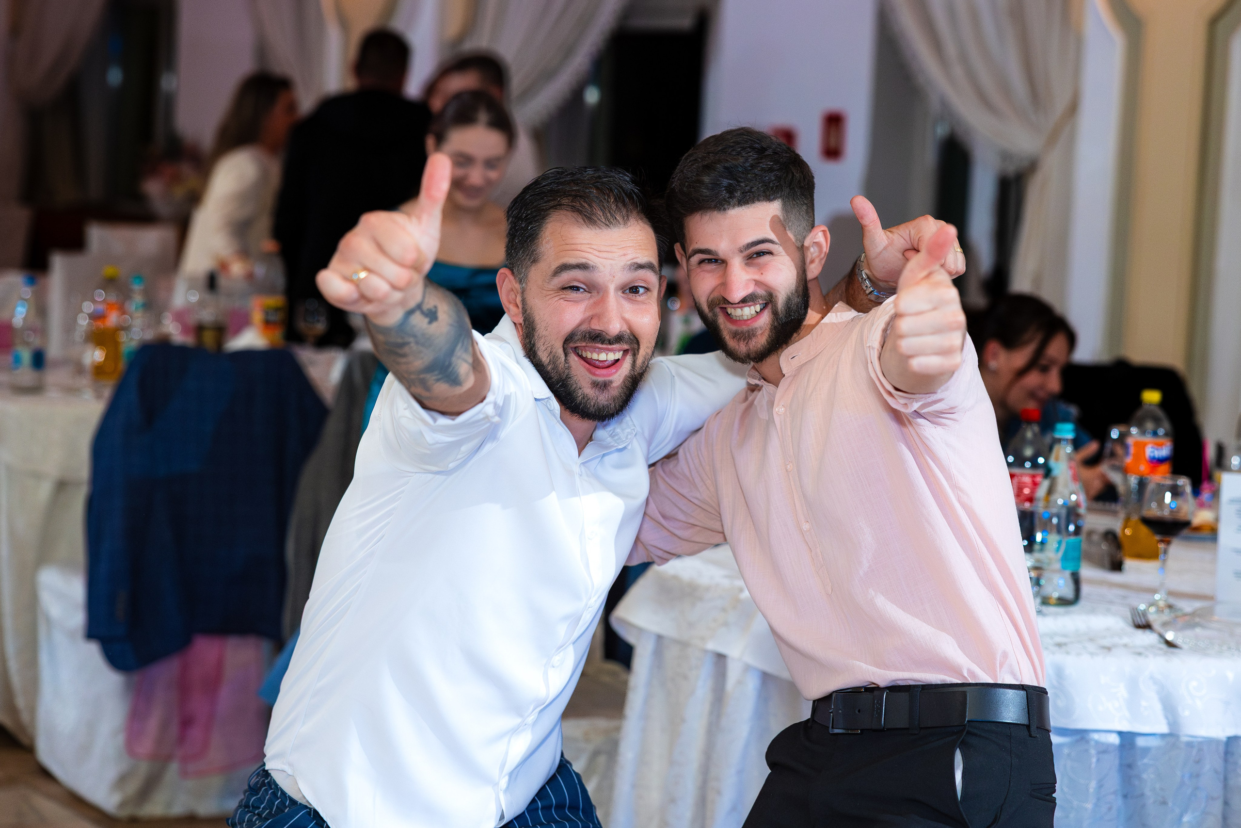 Botez Natalia si Carolina. Ionut Brehuescu — Fotograf