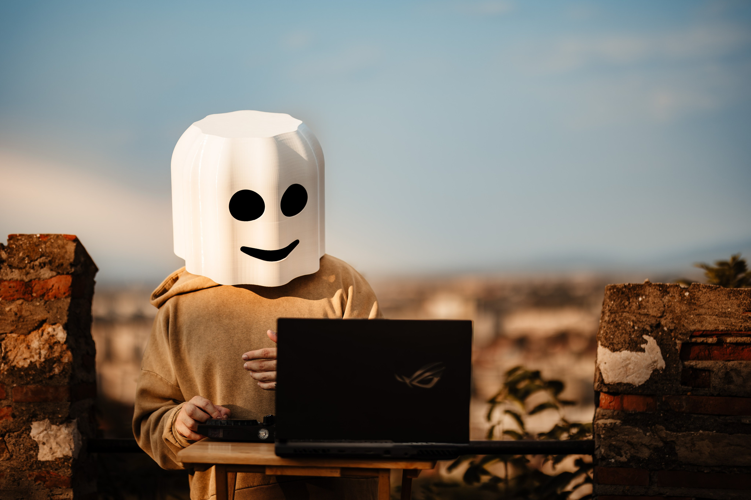 Fantomel. Ionut Brehuescu — Fotograf