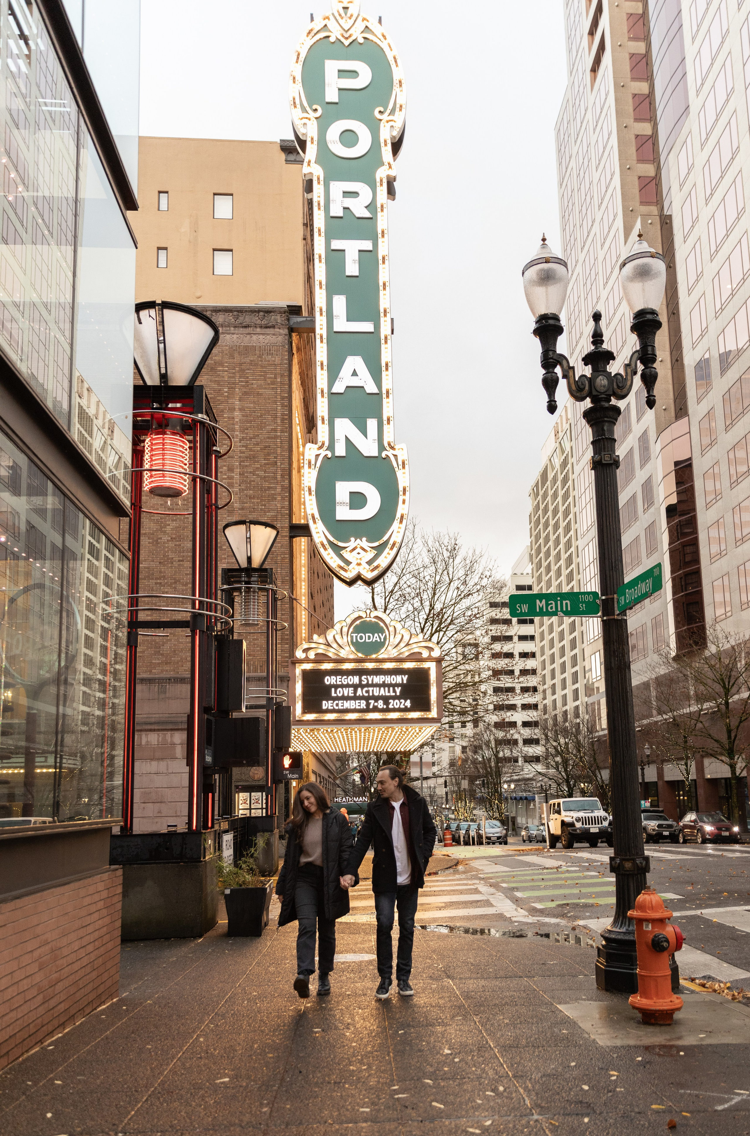 Library Portland. Family and Wedding photographer