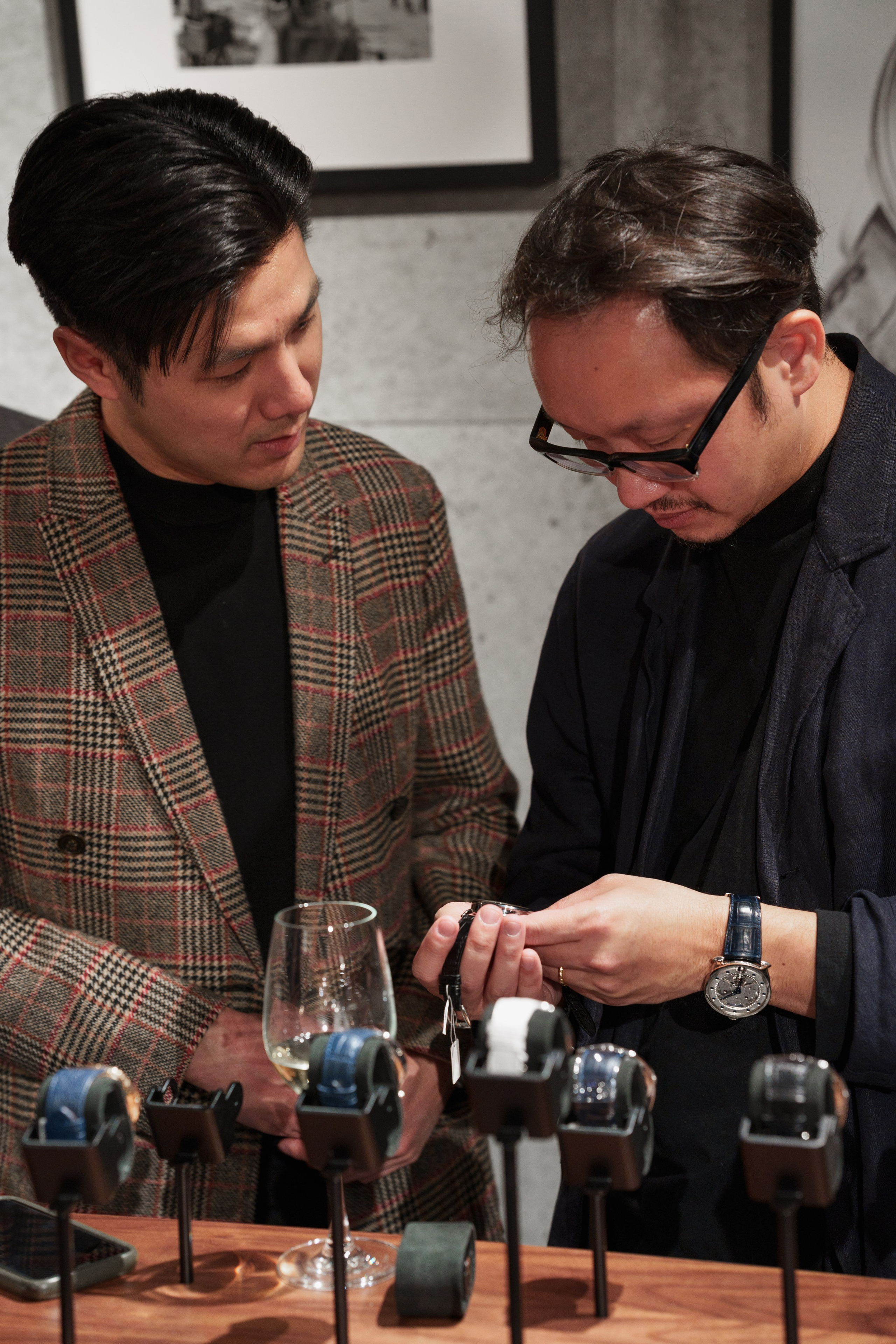 WATCHBOX. ФОТОГРАФ В ГОНКОНГЕ (СВАДЬБЫ, FASHION, СЕМЕЙНЫЕ, МЕРОПРИЯТИЯ, ФОТОПРОГУЛКИ)