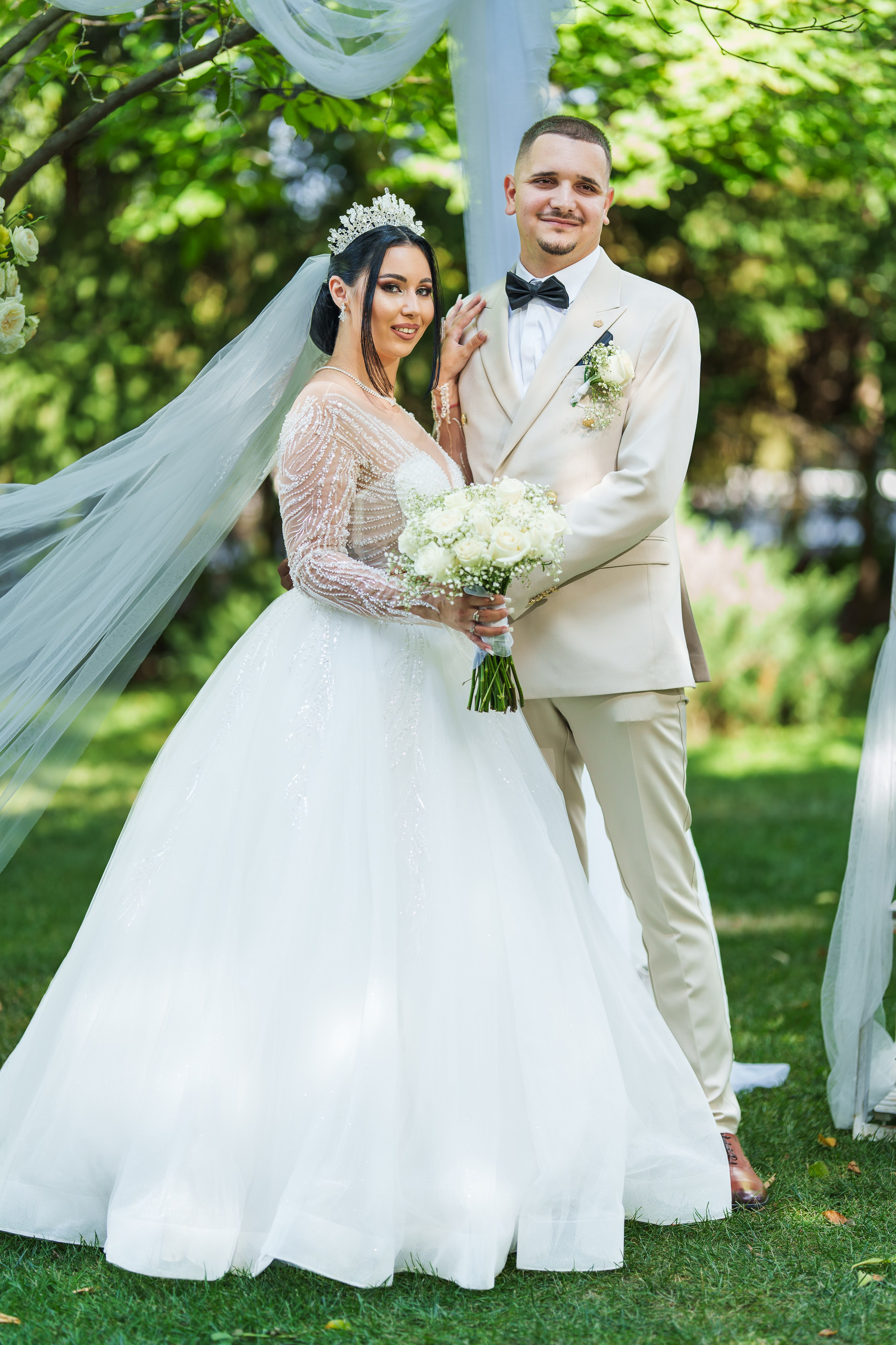 Bella & Adi. Foto Studio — Fotograf de evenimente, nunti, botezuri, portrete