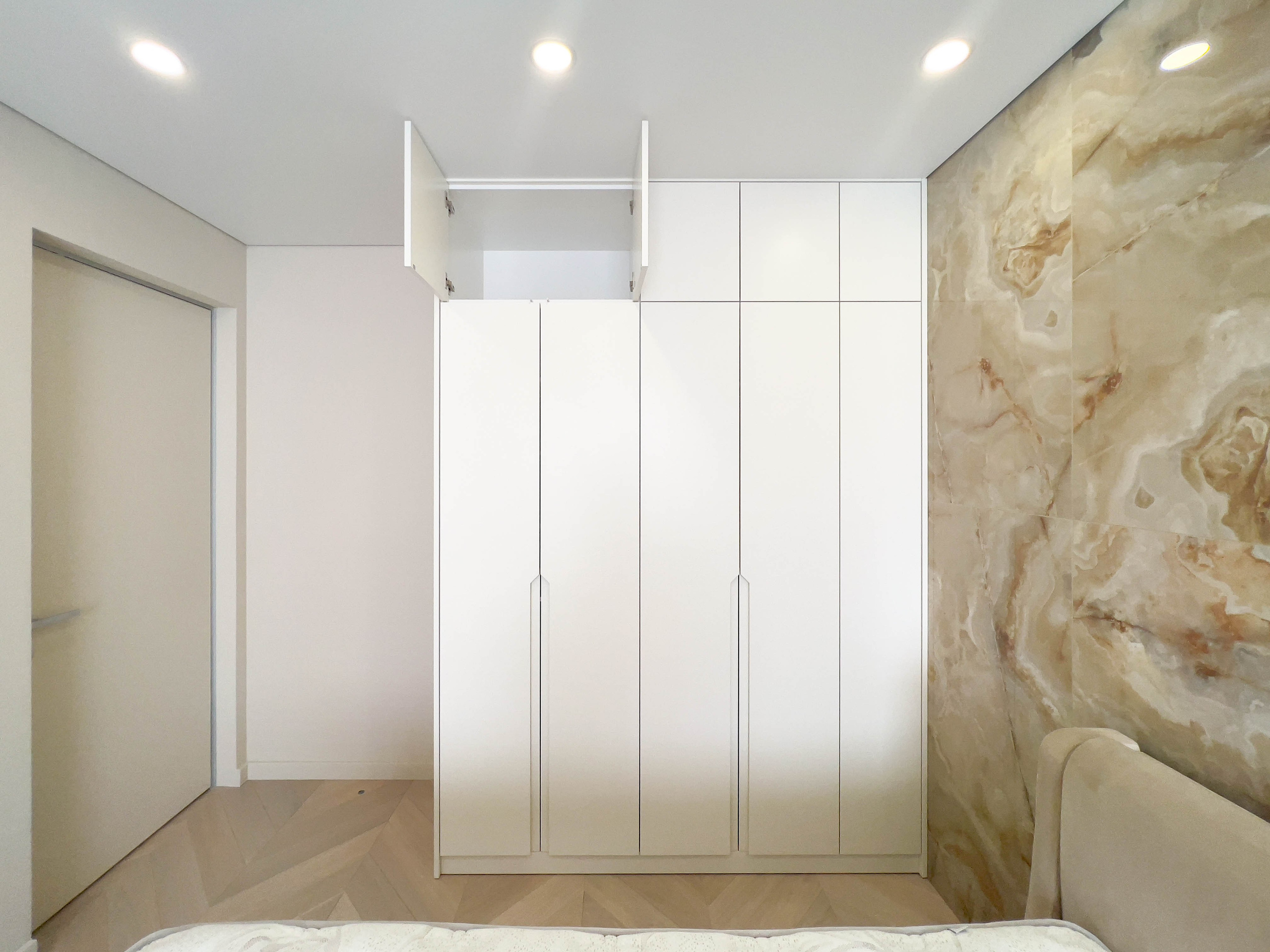 Flat. Fotograf Dmitrii Donets