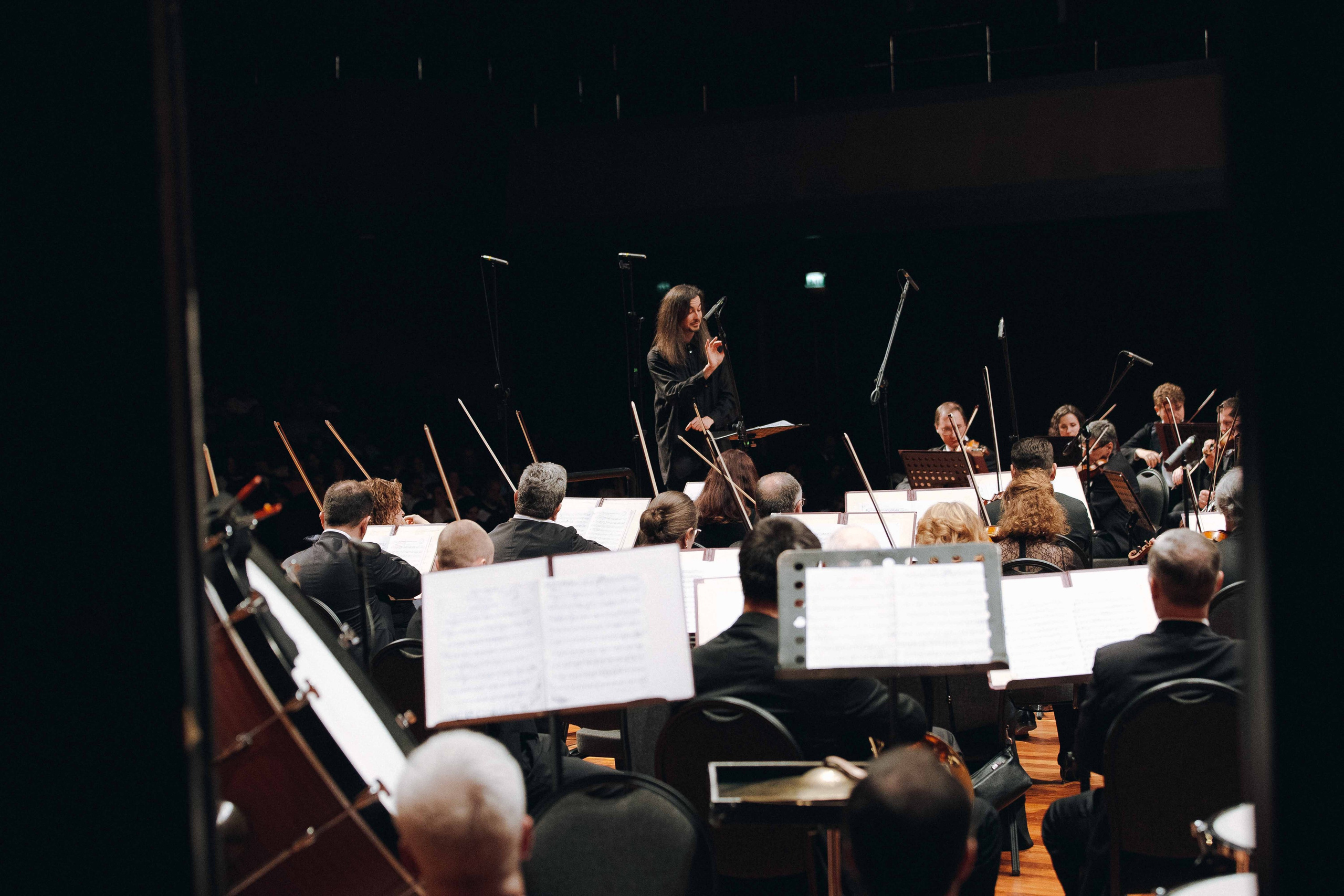 The Tchaikovsky Academic Grand Symphony Orchestra in Istanbul. Wedding&Event photographer Ismail Rzayev in Baku