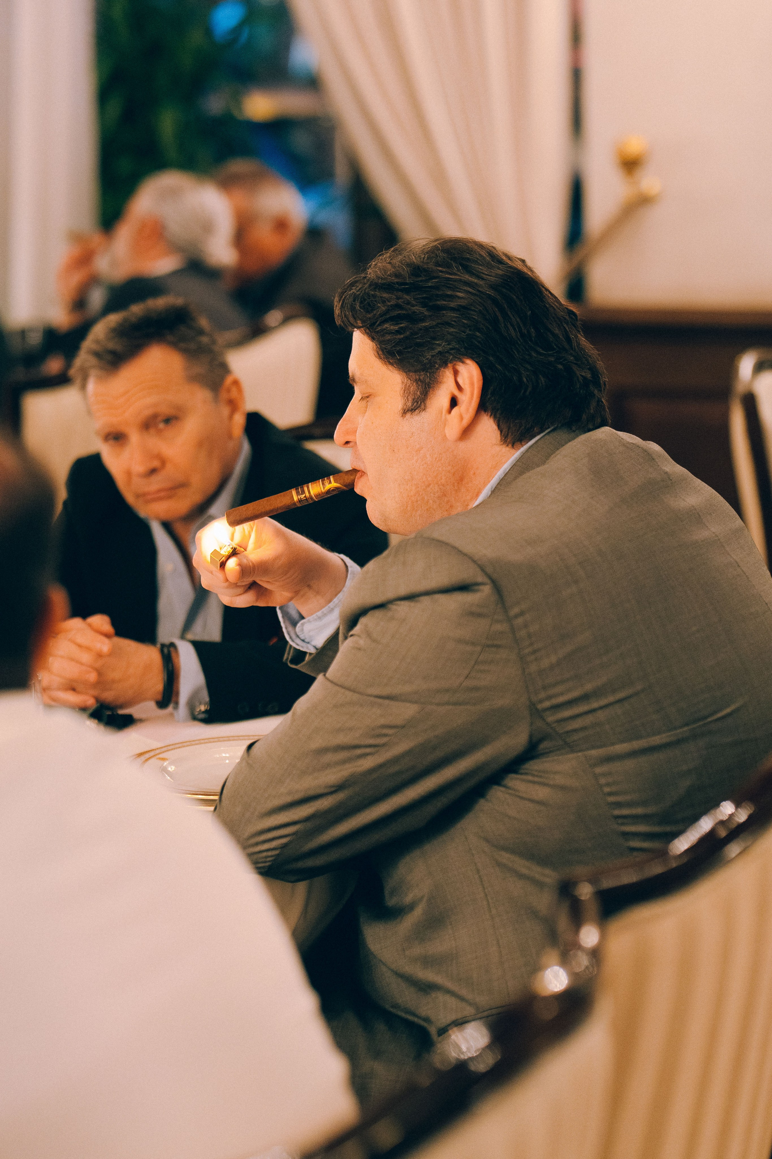 CIGAR CLUB. Wedding&Event photographer Ismail Rzayev in Baku