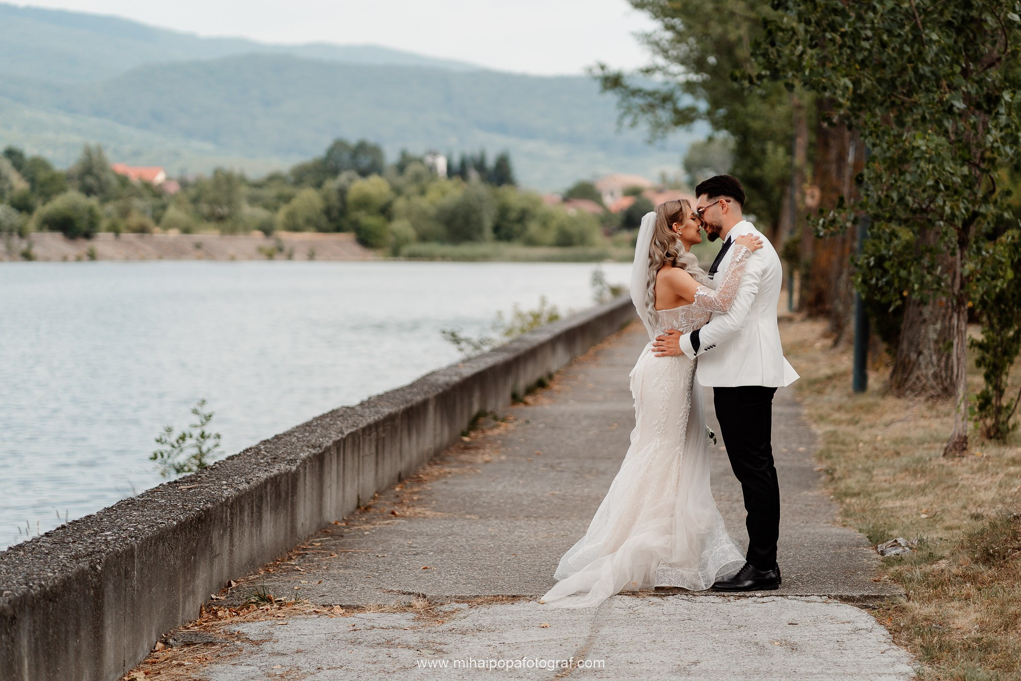 Fotograf de nuntă în Râmnicu Vâlcea | Mihai Popa Fotograf. Fotograf Nuntă, Botez și Cununie Civilă în București - Mihai Popa