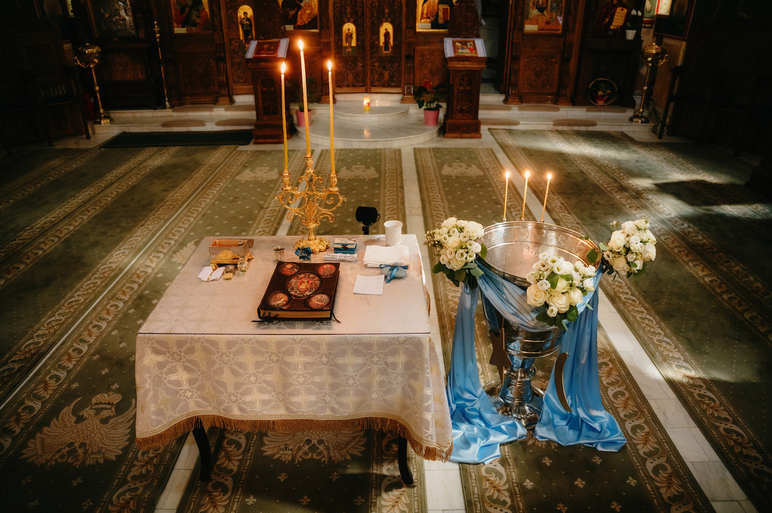 Galerie BOTEZ. Laurentiu Stefan StoryTeller