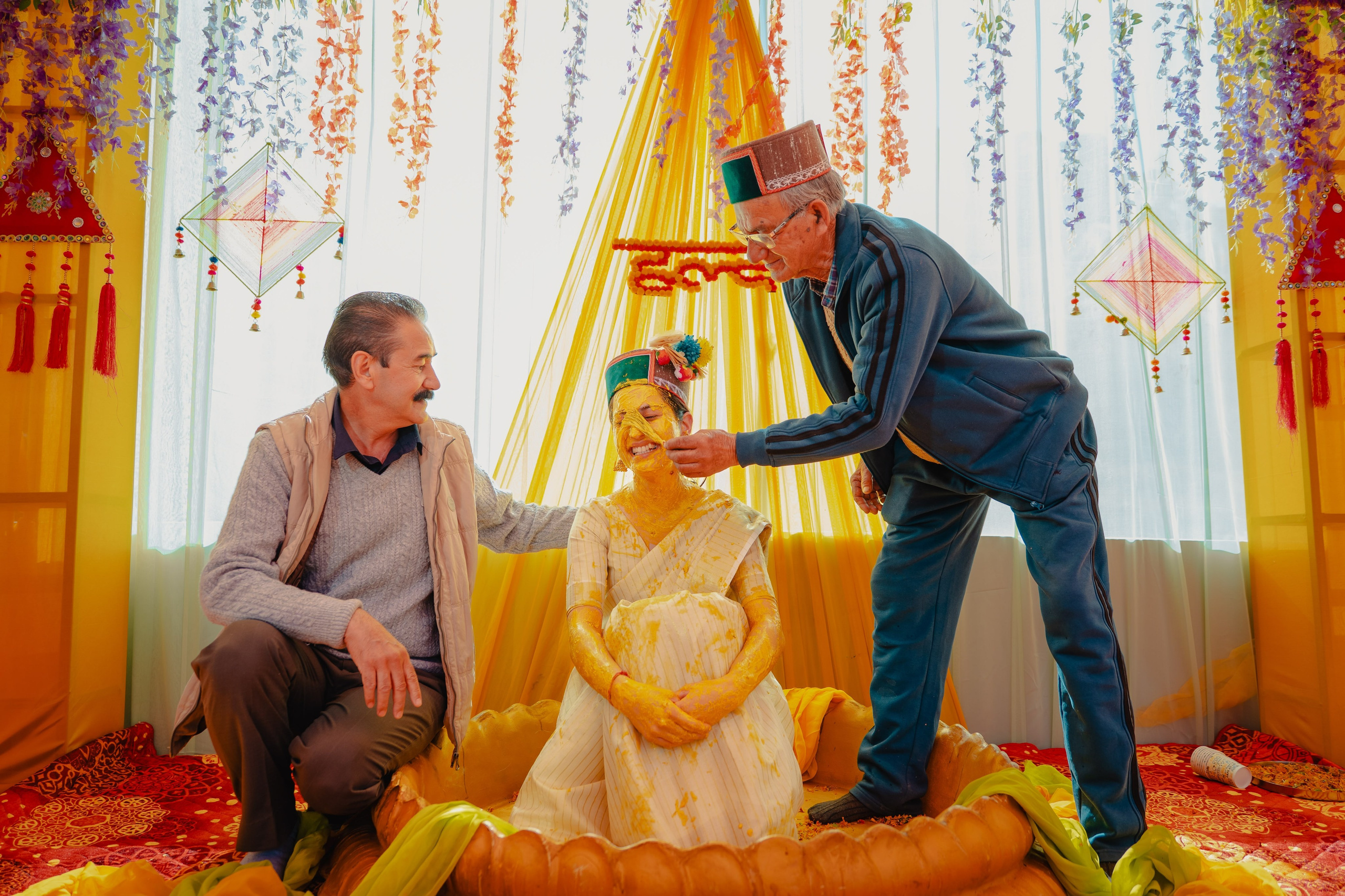 Arti & Akshay. Wedding and Family photographer in india