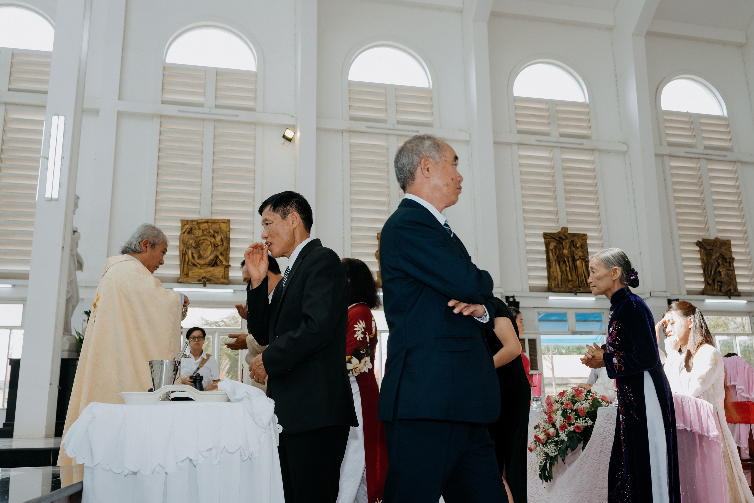 Church Wedding / TRANG & TUONG. Saigon Wedding Present | Art Beyond Moments