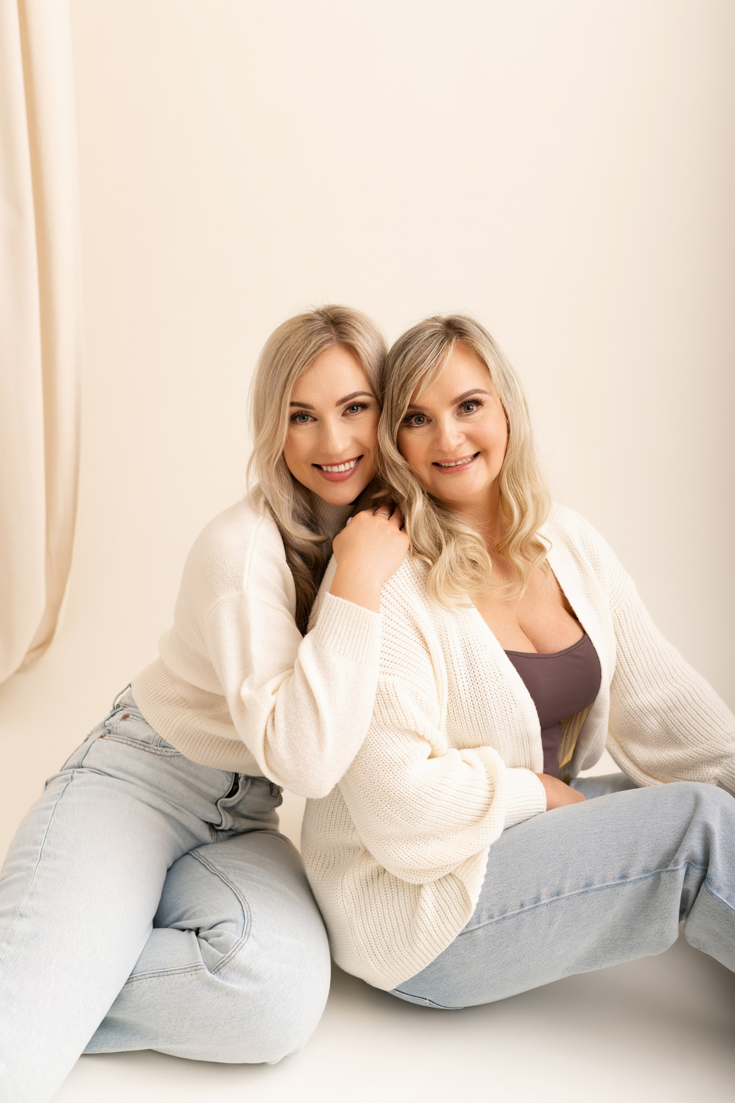 Portrait and boudoir. Michalina Dzianach Wedding Photographer Iceland