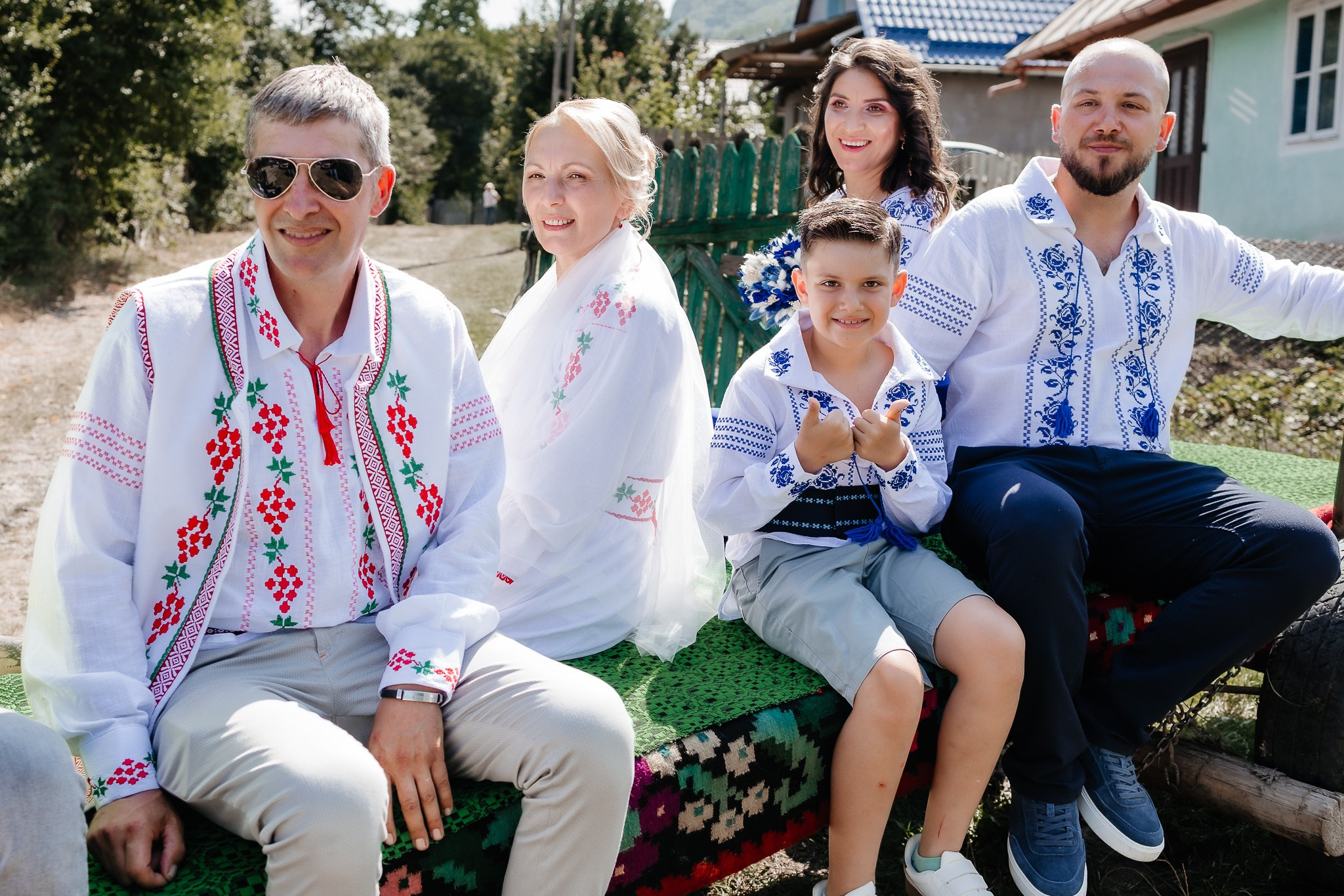 Tradiție și distracție. FotoACTIV.ro - Imaginea ta contează