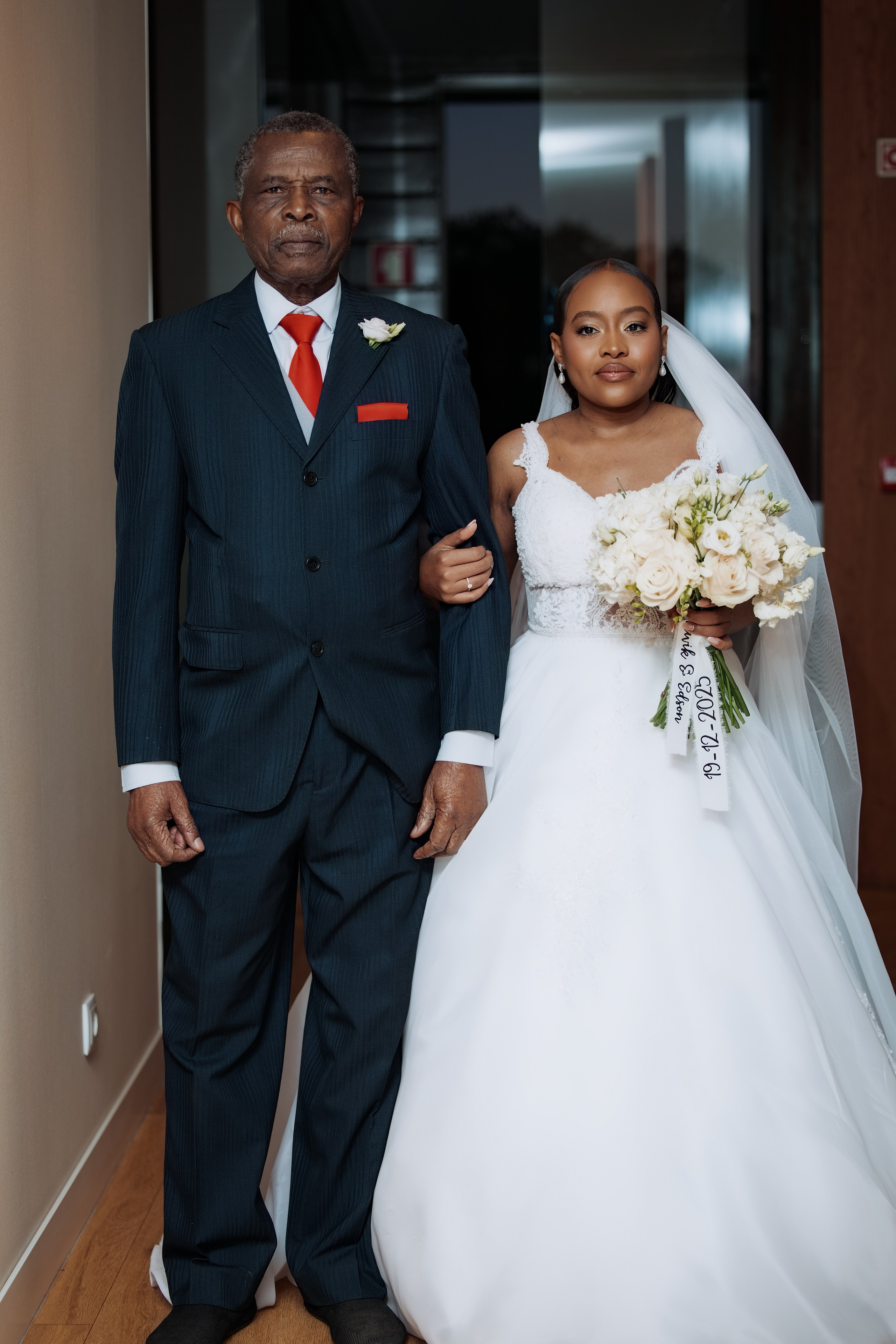 Nawik e Ethson. Fazemos o seu casamento ser lembrado por gerações