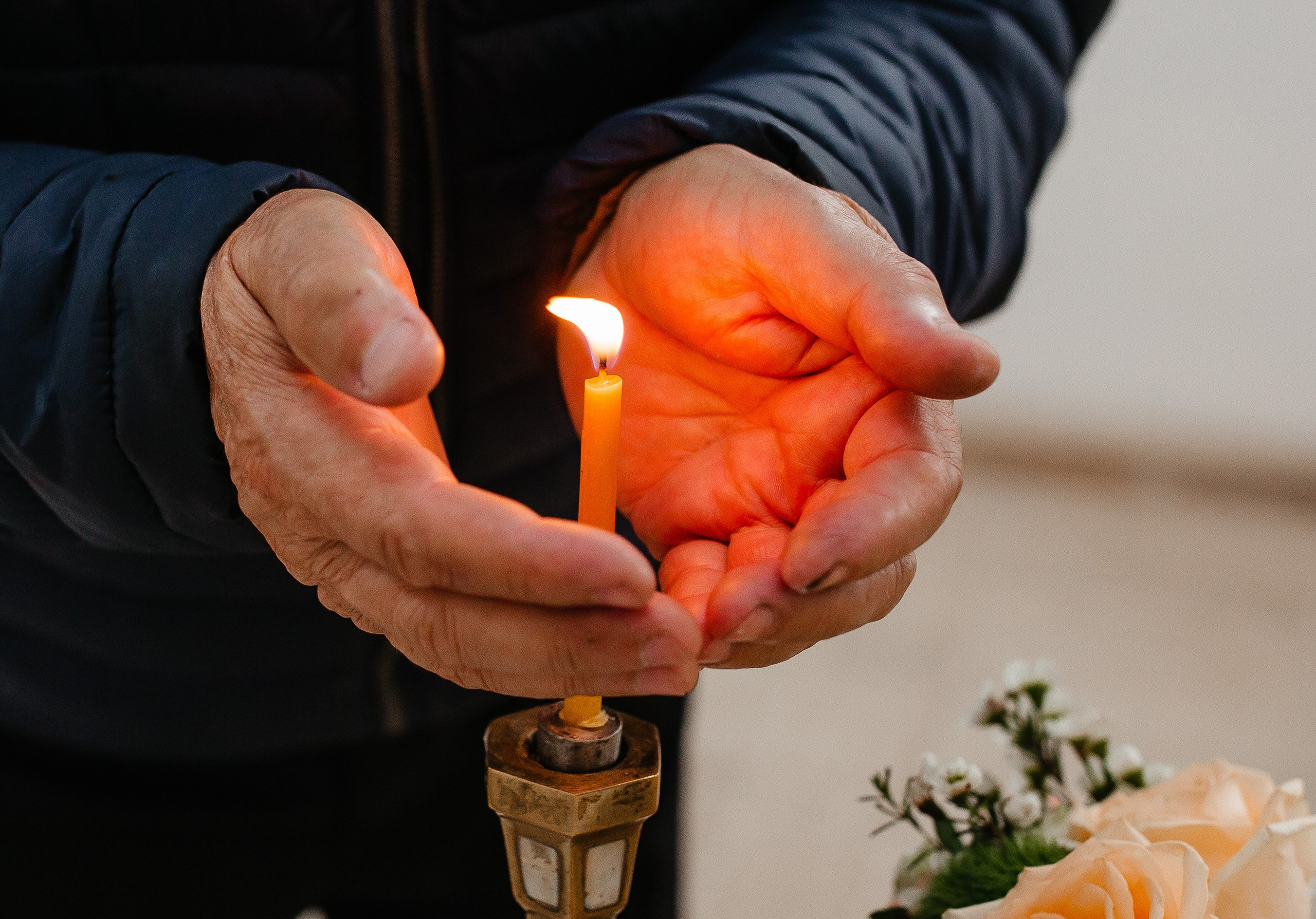 Nunta Elena & Tudor — Fotografie de nuntă în stil natural și elegant. Rares Bucur is a professional wedding photographer based in Cluj-Napoca, Romania, specializing in wedding photography