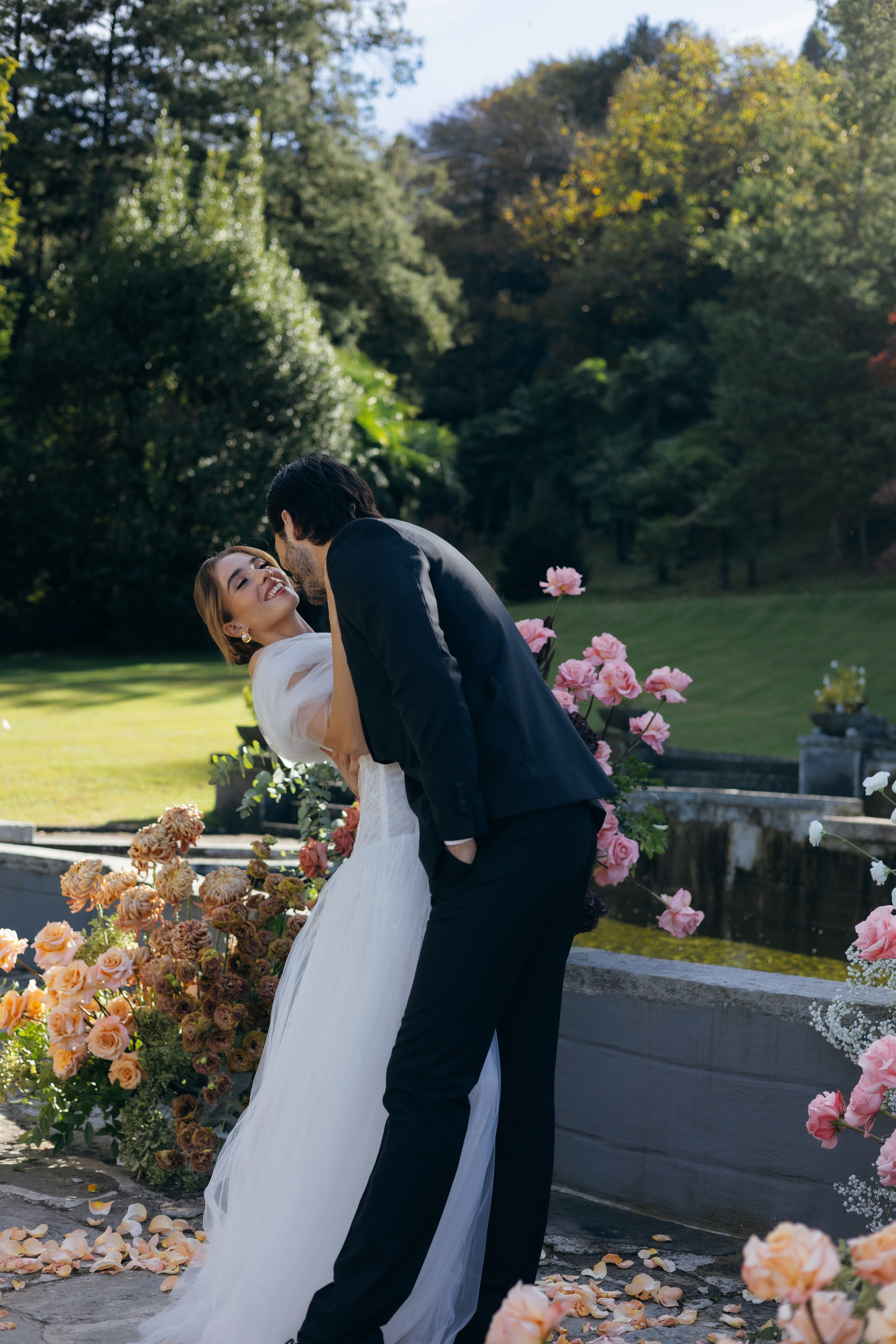 Catherine and Samuel. Sara Luca Wedding Photographer in Italy and Europe