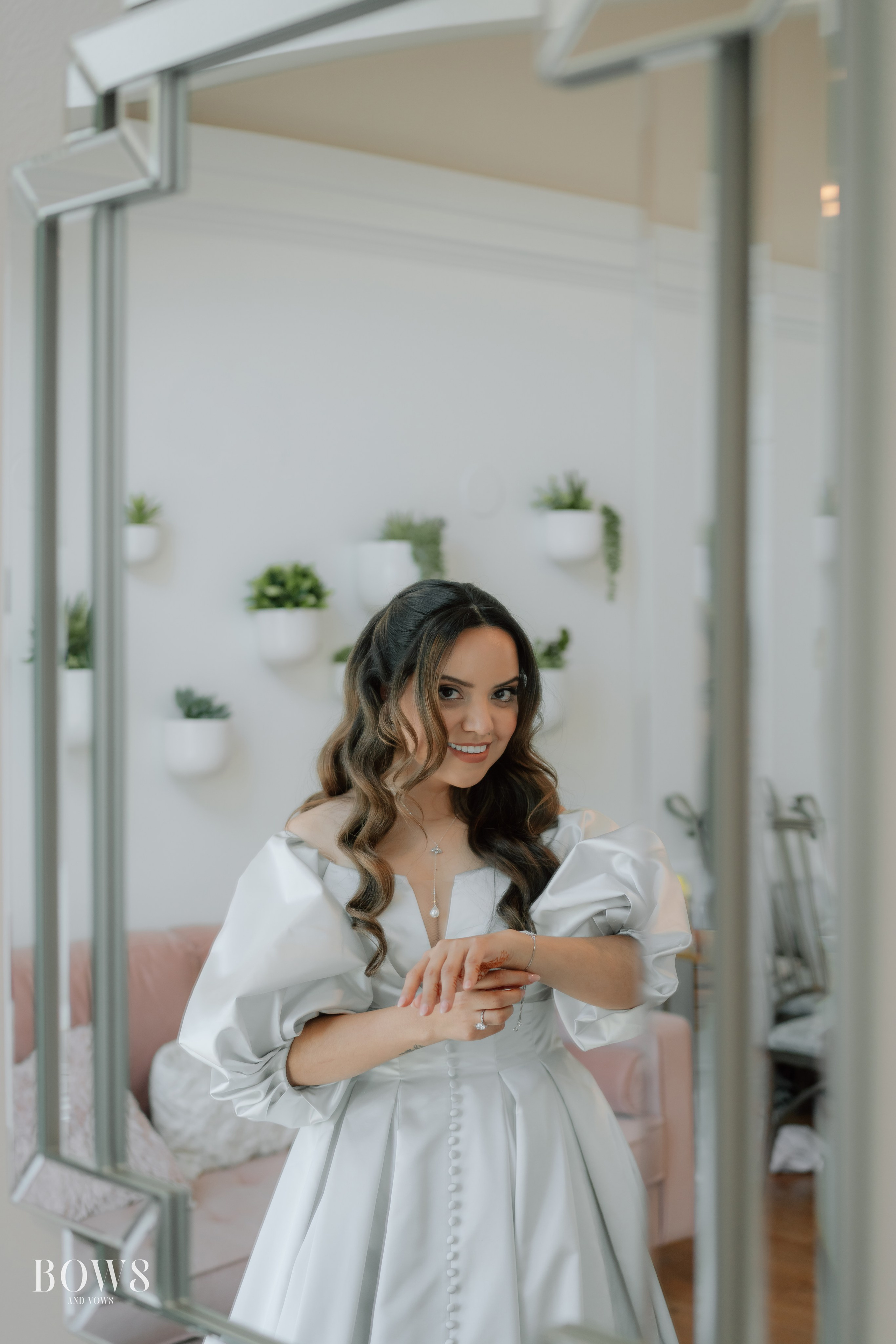 ARAVIND & MARISSA. WEDDING PHOTO COLOR GRADING