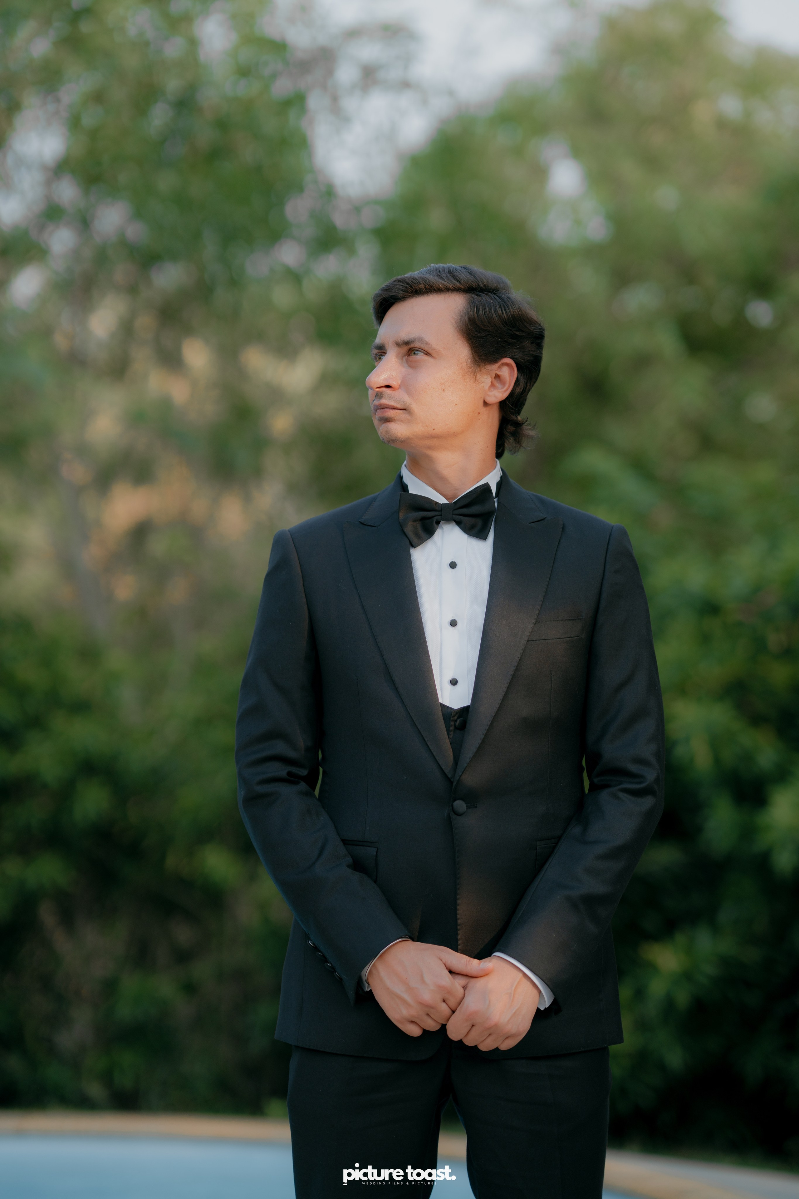 Ayesha & Adam’s English Wedding!. Fine art Wedding Photographers in India & Canada