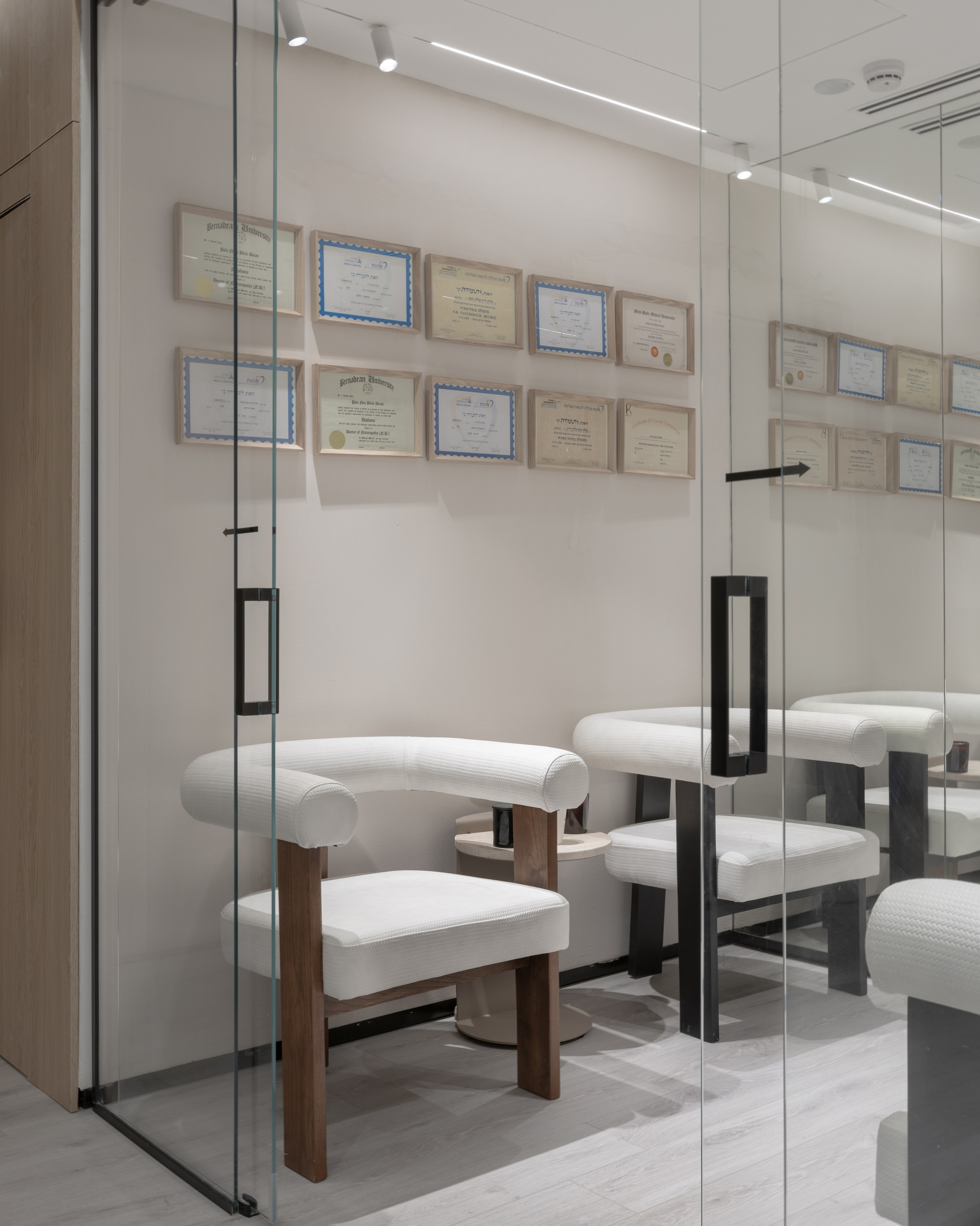 Clinica “Pola”. Project by Hezi Bar Daviv. Tel Aviv. Interior Photography & Video in Israel