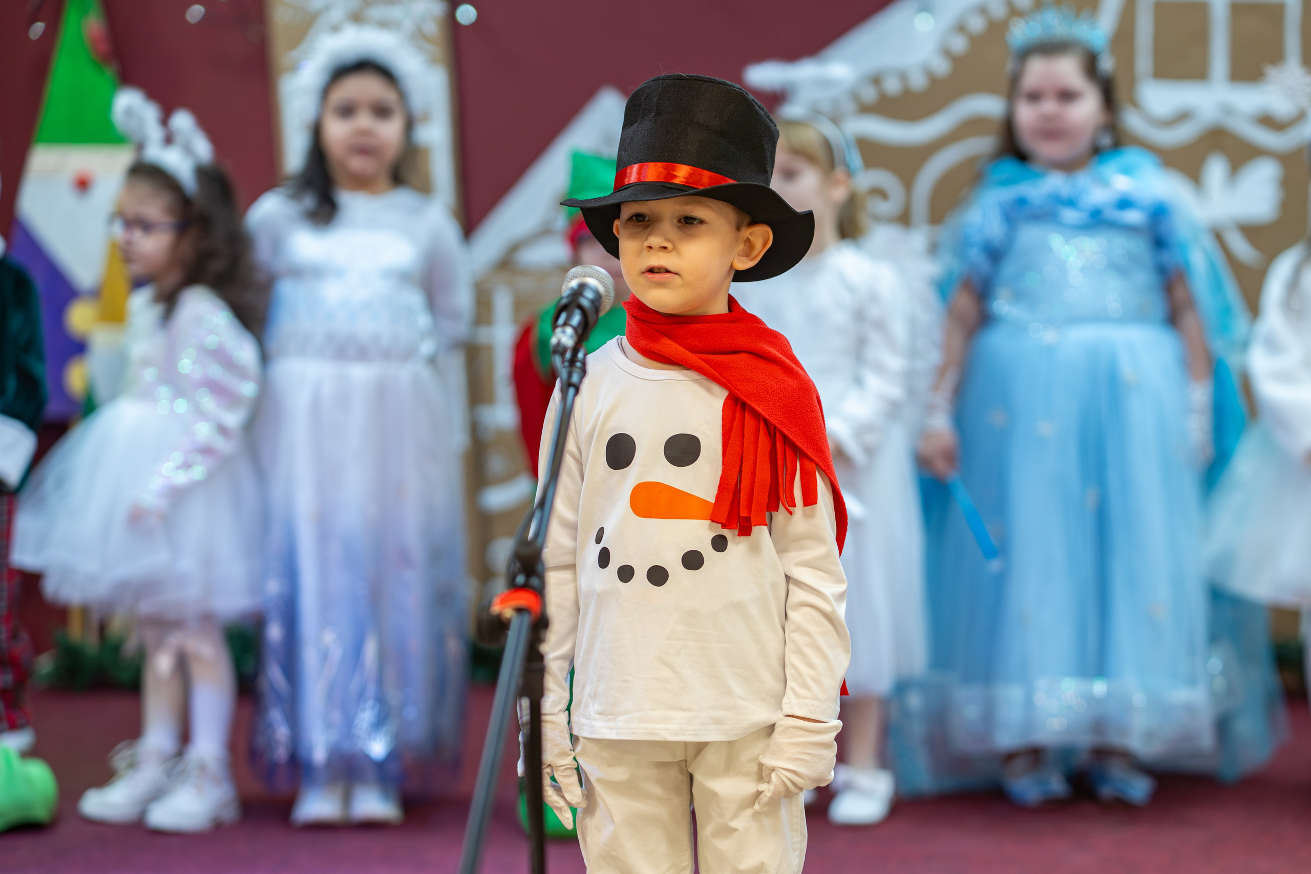 Grupa Buburuzelor Gradinita 37. Adelinne — fotograf profesionist în Constanța pentru familii, bebeluși și evenimente