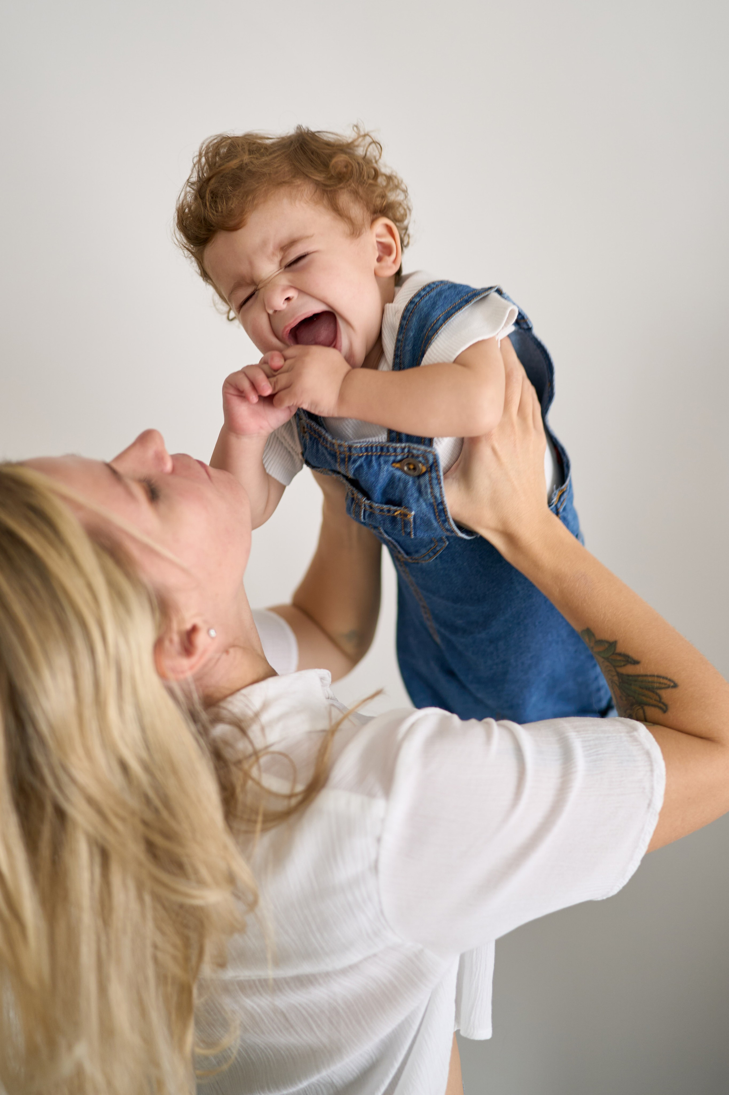 Gilad is 1 year old. צלם אלכס ברט בישראל