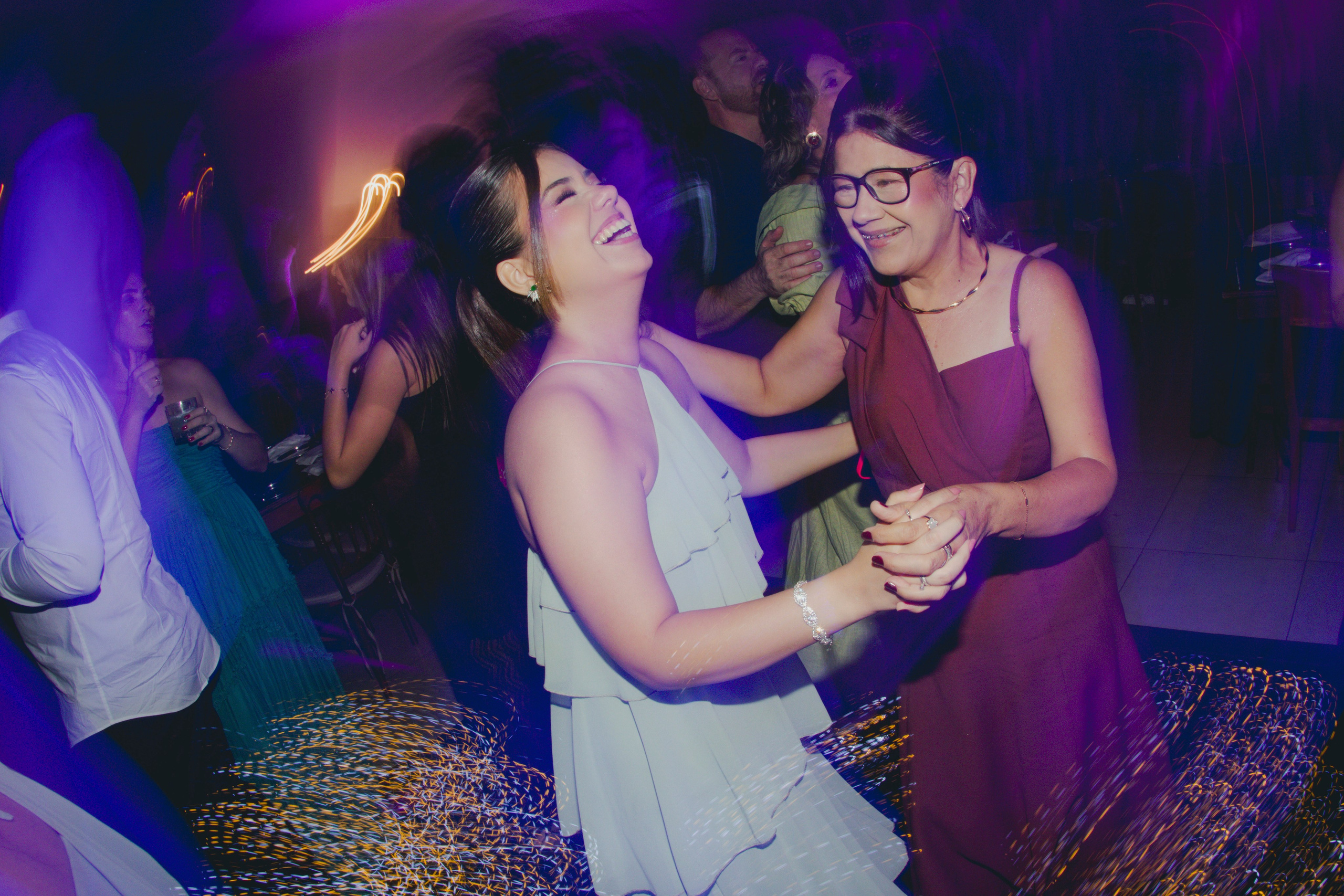 ISABELA E JONATAS. Fotógrafos de casamento. empresas, família em Catanduva SP e região, Casal Gonçales