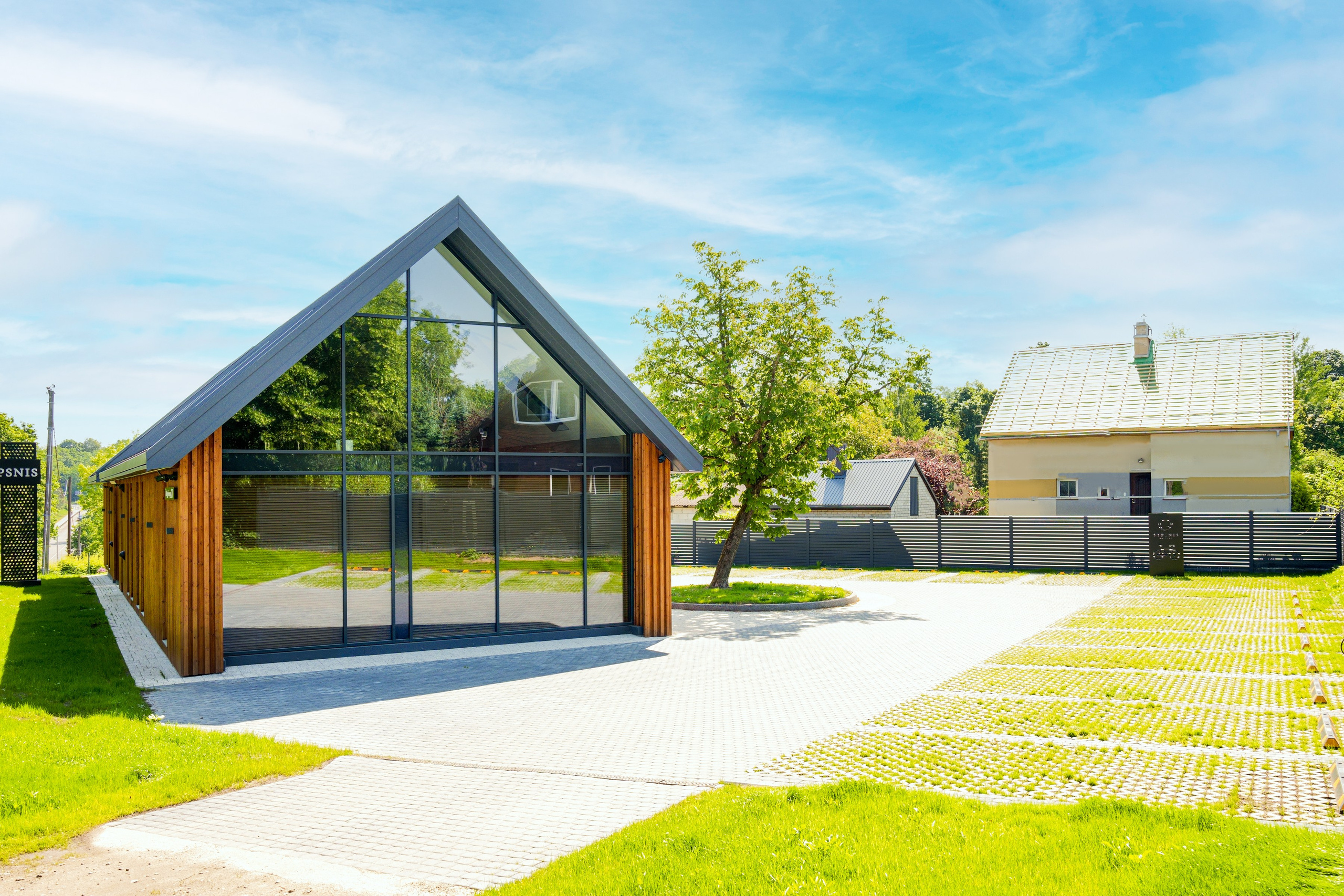 Žaliųjų ežerų g. 27. Elina Sapiega fotografė Vilniuje