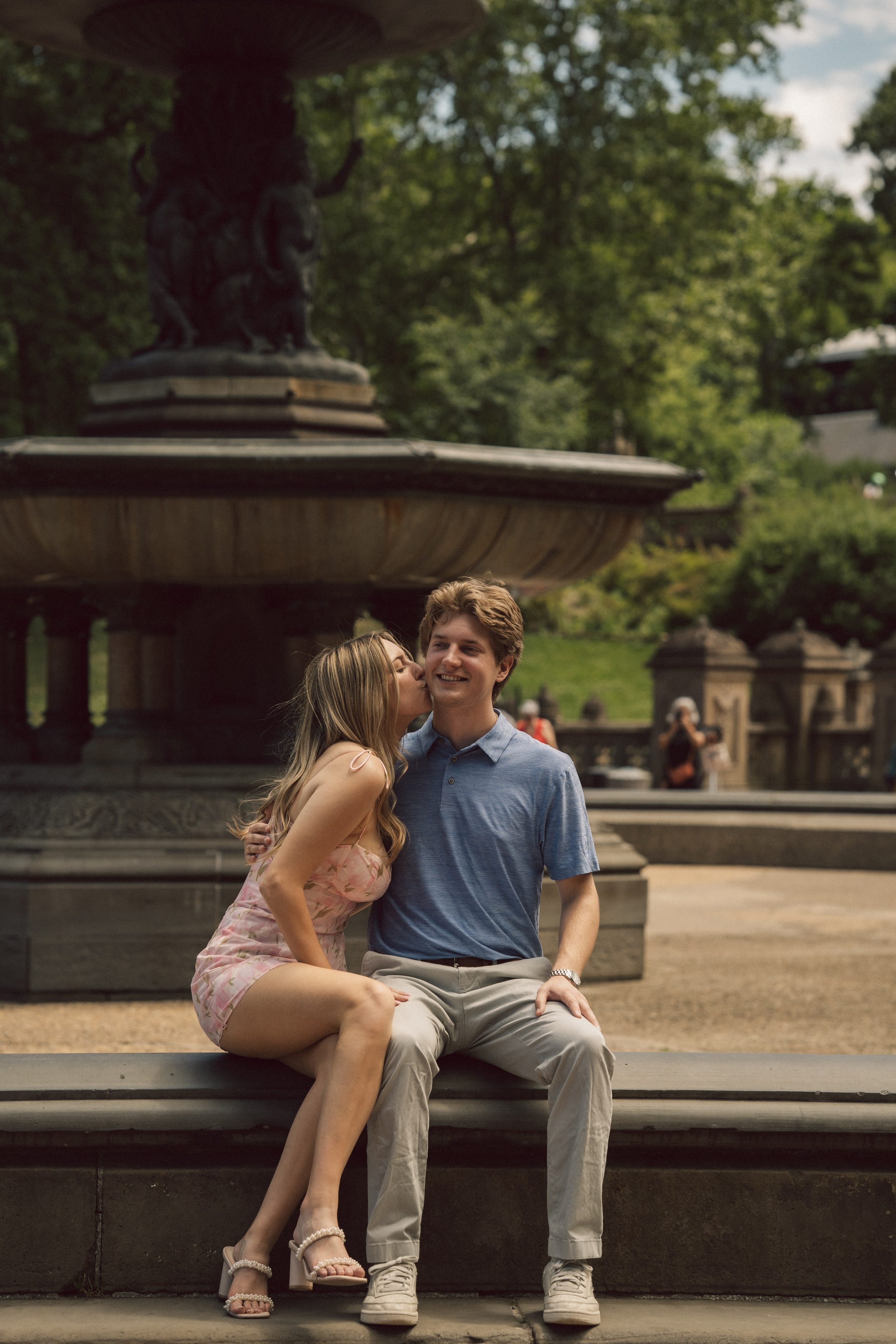 Surprise proposal Central Park. New York + destination photographer