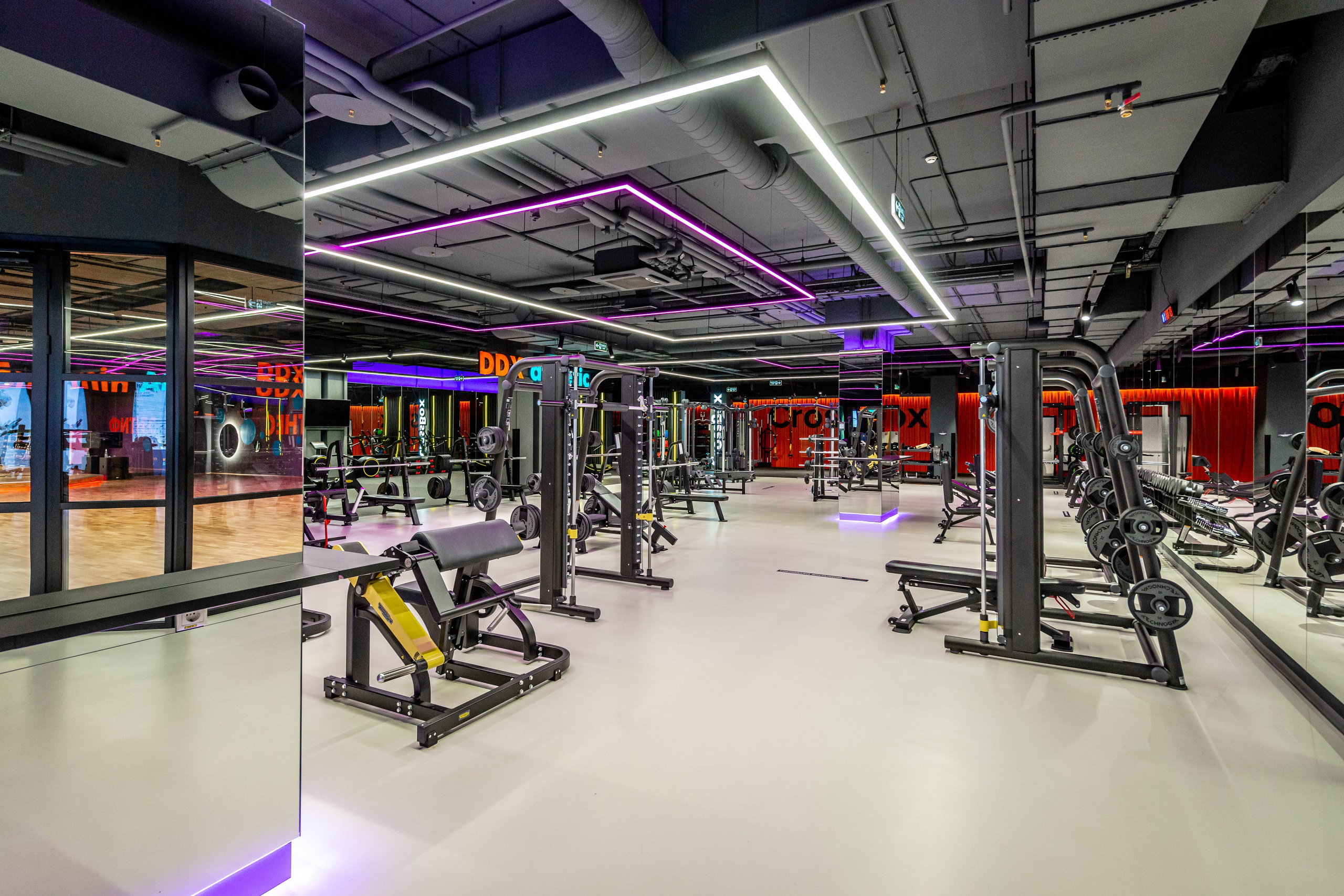 Фитнес-клуб DDX Fitness в Ростокино. PHOTOGRAPHER QUINTANA ROO