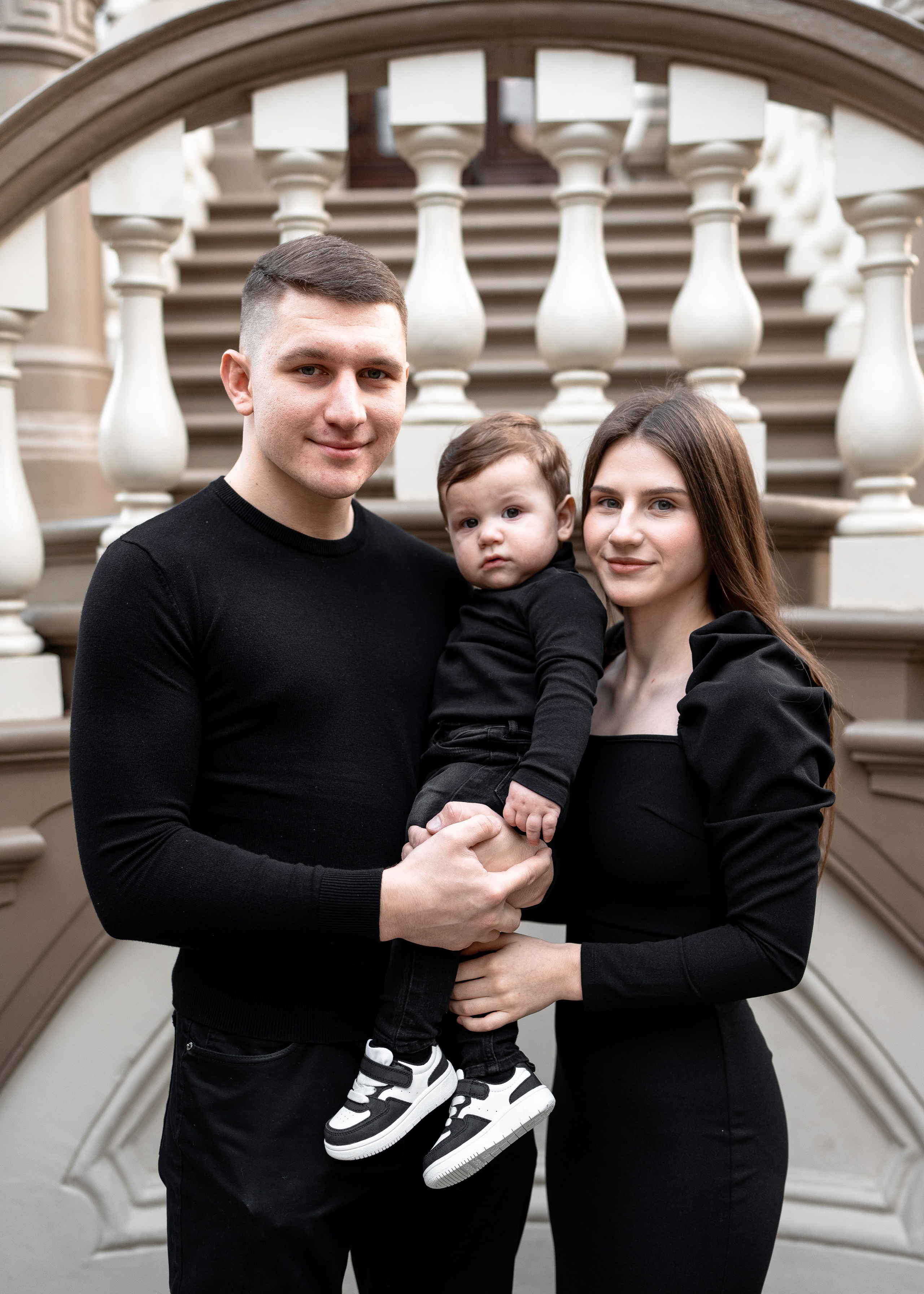 Artem, Nadia & Elisha. Family photographer in Sacramento | Sofia Pavenko