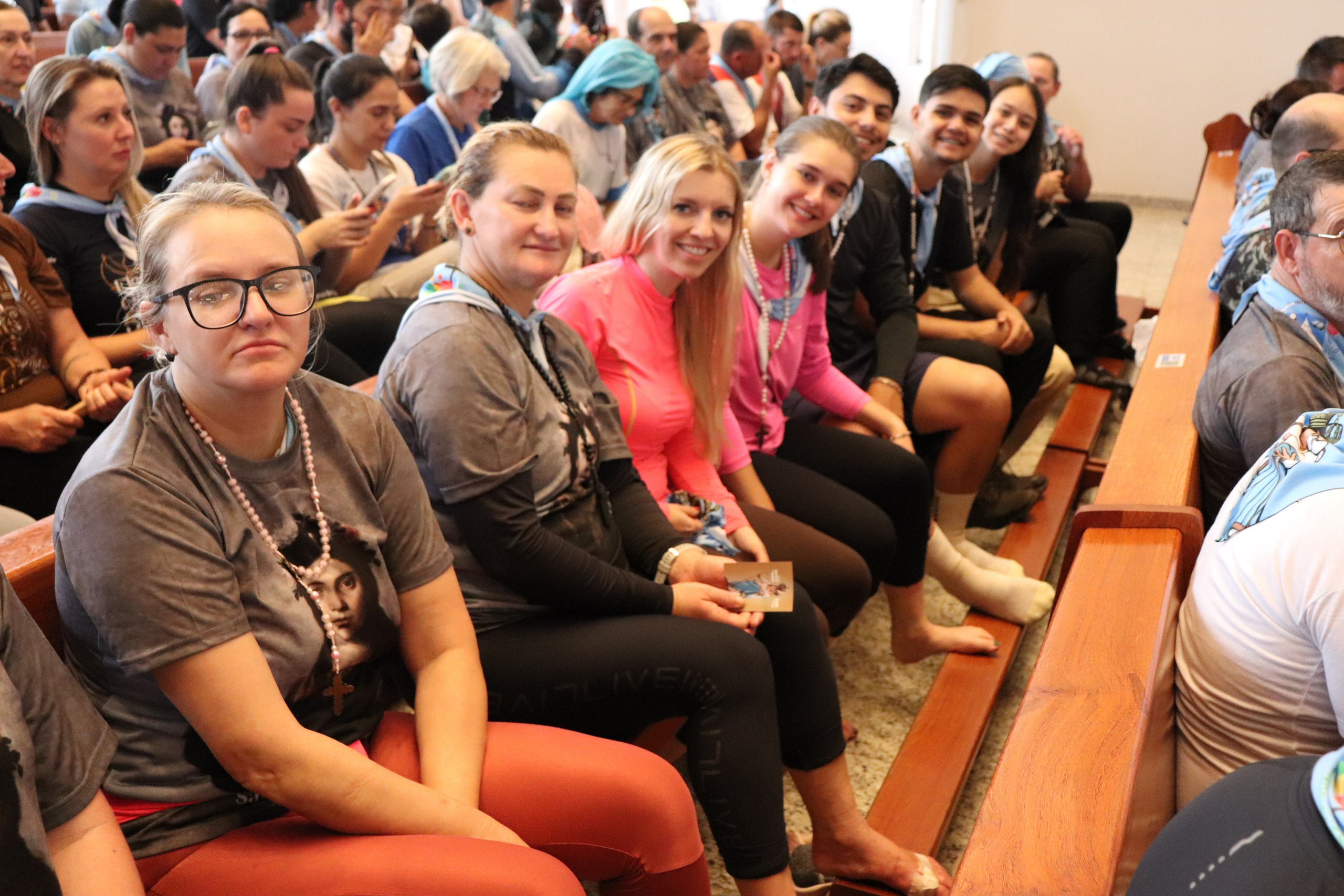 Peregrinação Nossa Senhora de Belém. Handa Produções
