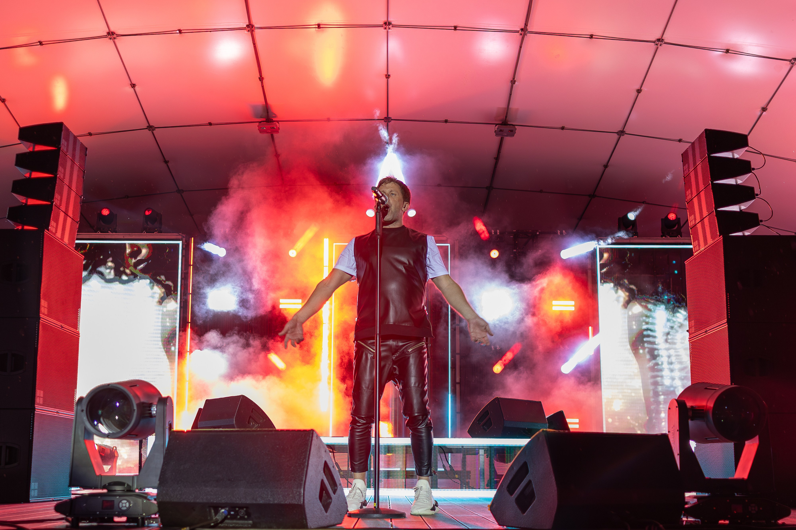 Renginių fotografija. Viviphotography.lt — asmeninės bei komercinės fotosesijos, švenčių bei renginių fotografija visoje Lietuvoje