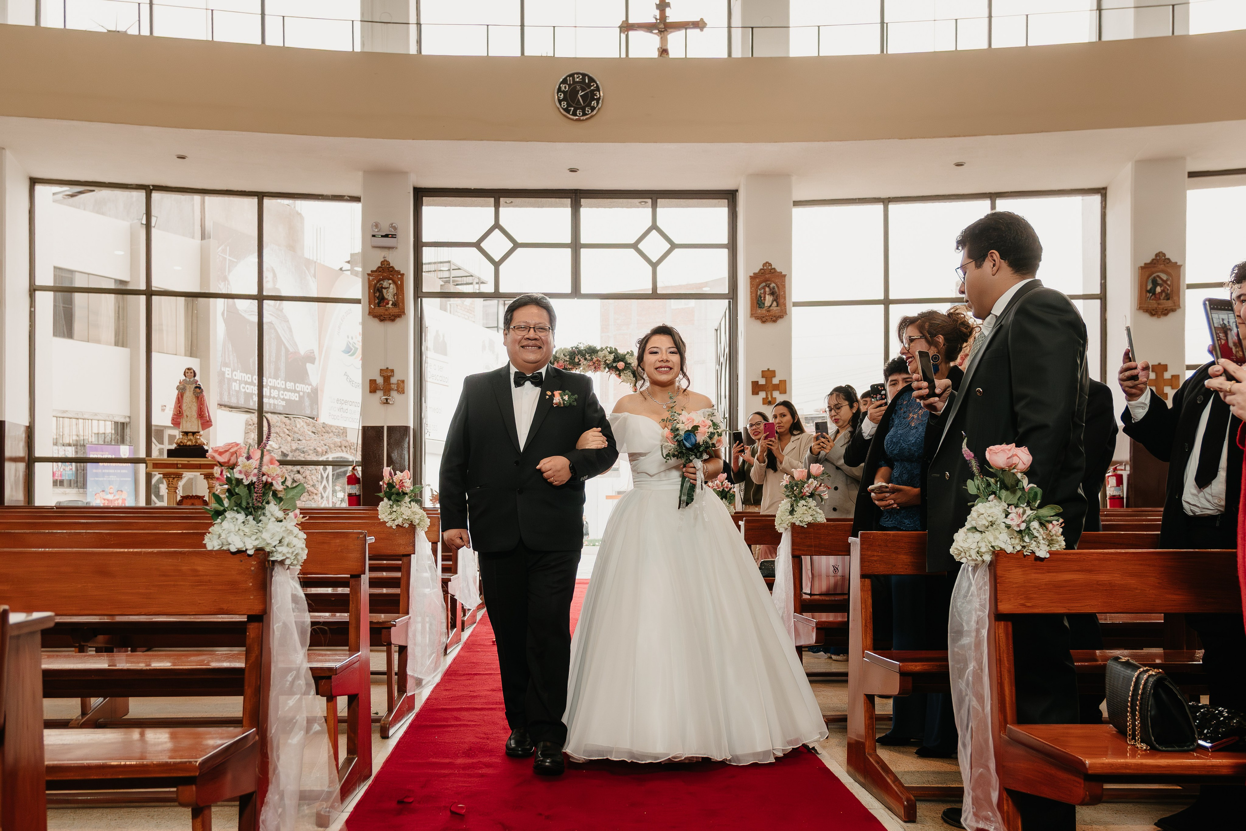 ALEJANDRA + RODRIGO BODA RELIGIOSA. Studio KVTA | Fotografía y Video de Bodas en Arequipa
