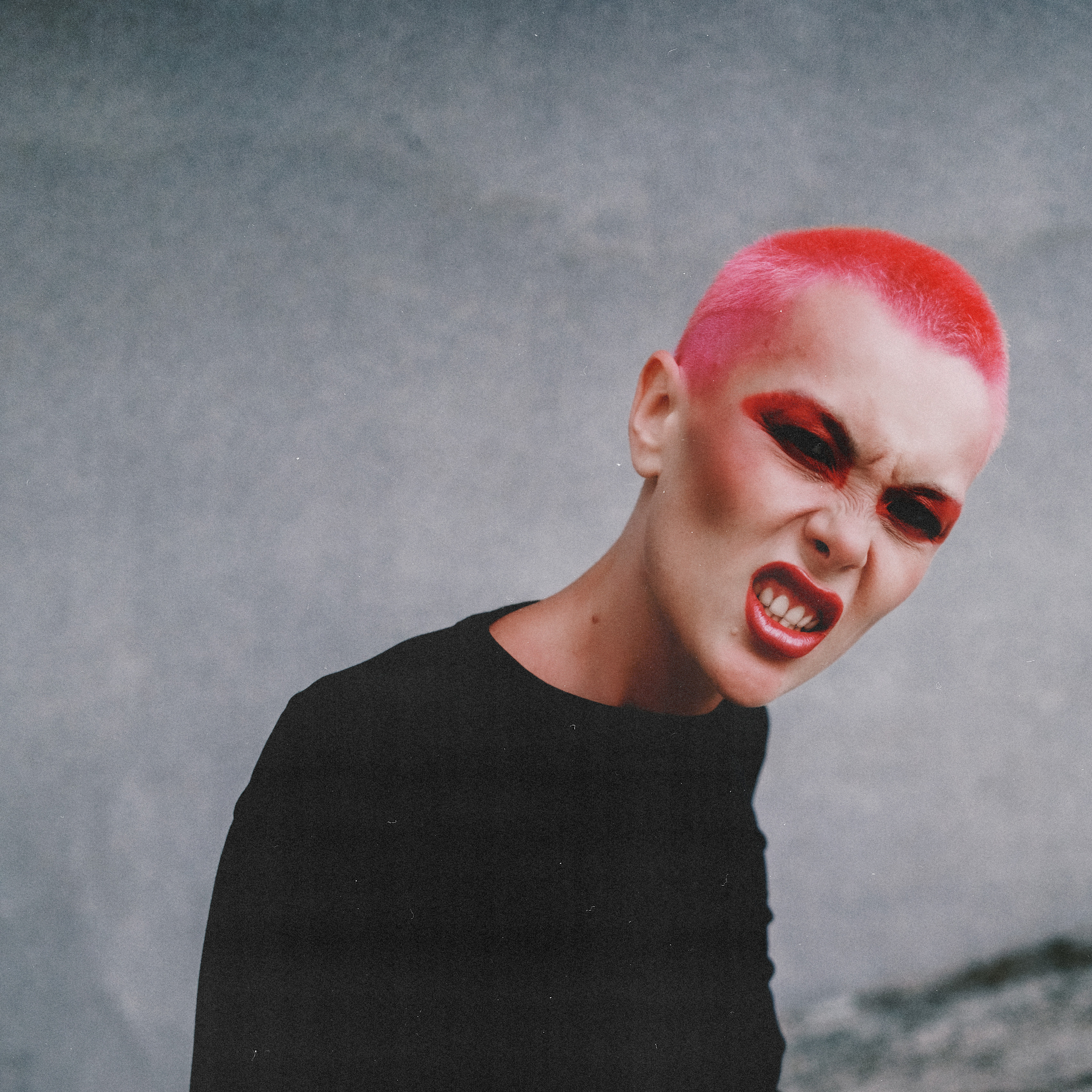 Black and Red. Creative photographer in Madrid Anna Dvorianskaia