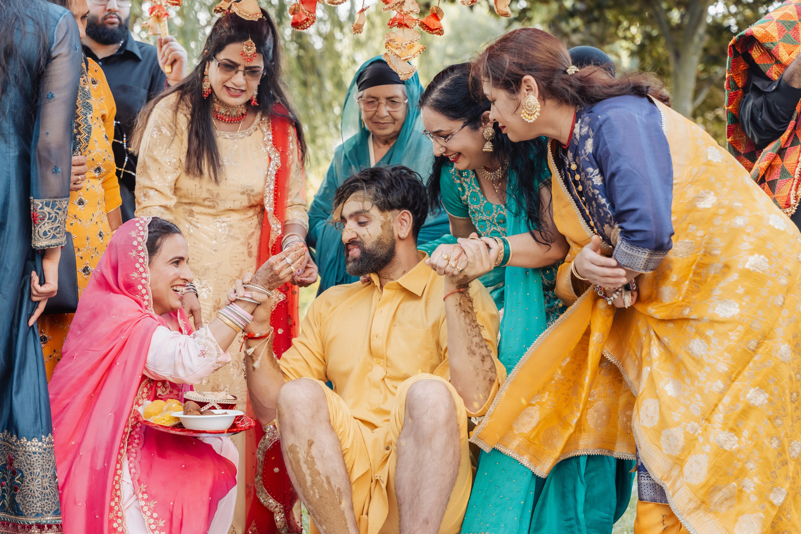 CJ & Jasmine. Wedding Photographer & Cinematographer studios