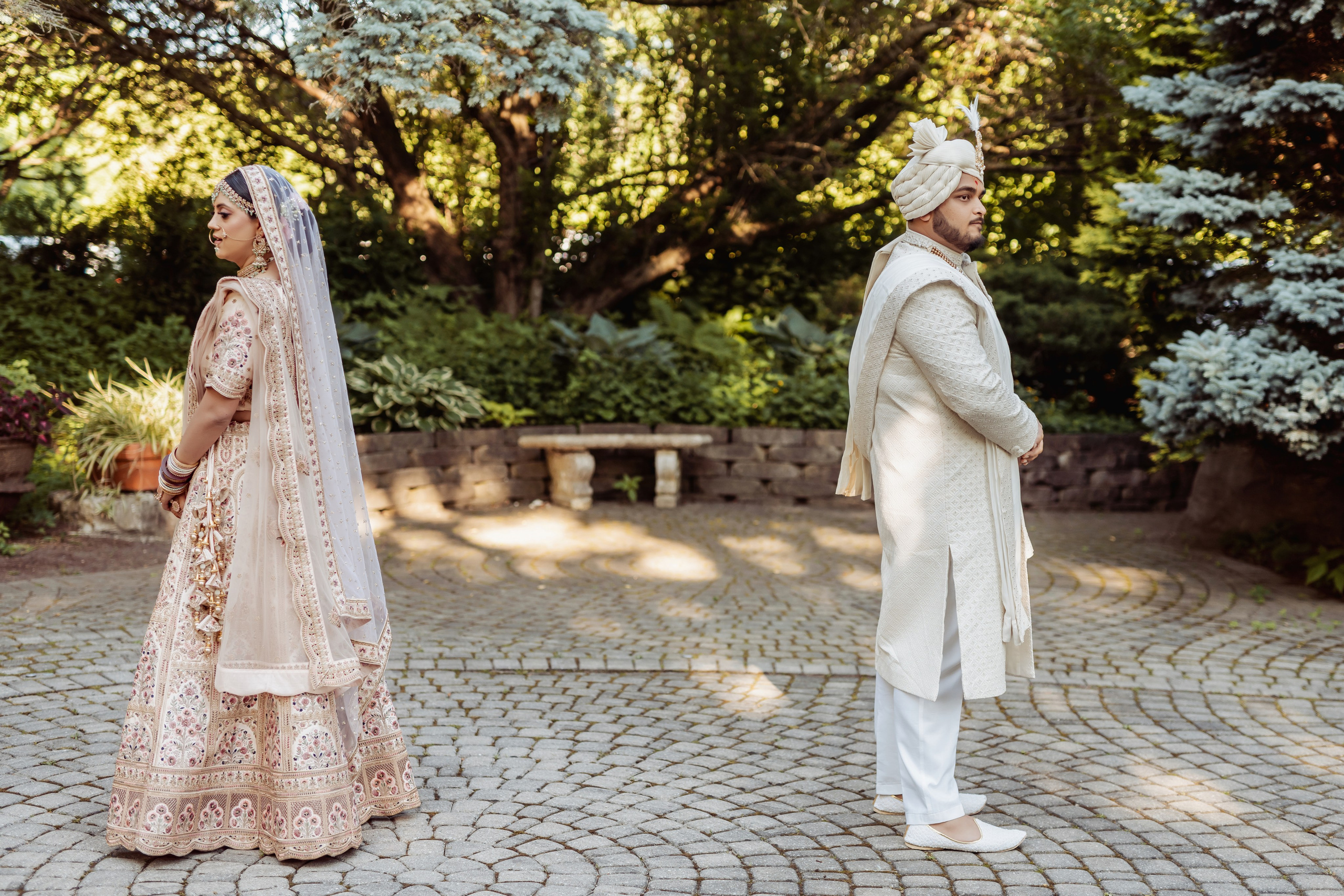 Darshil & Shailja. Wedding Photographer & Cinematographer studios