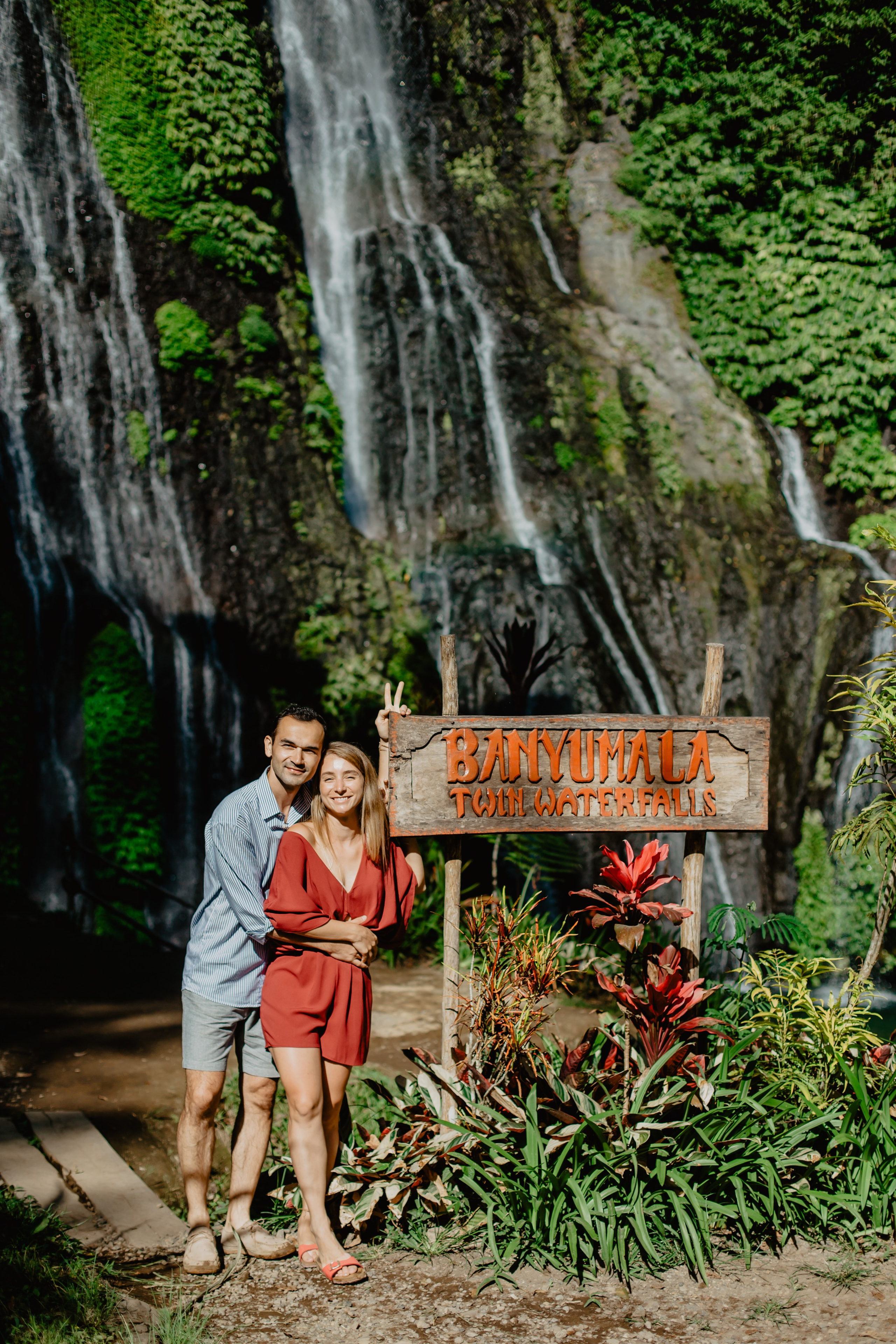 Honeymoon photo shoot in Bali. Female Photographer in Bali