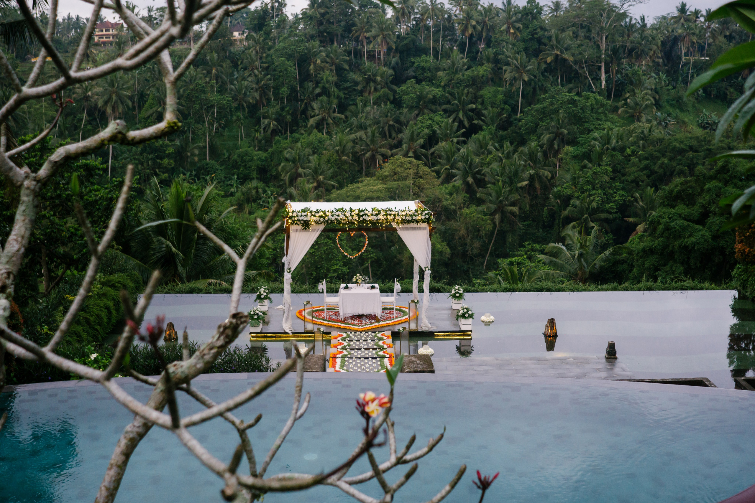 Jamie & Jordan. Female Photographer in Bali