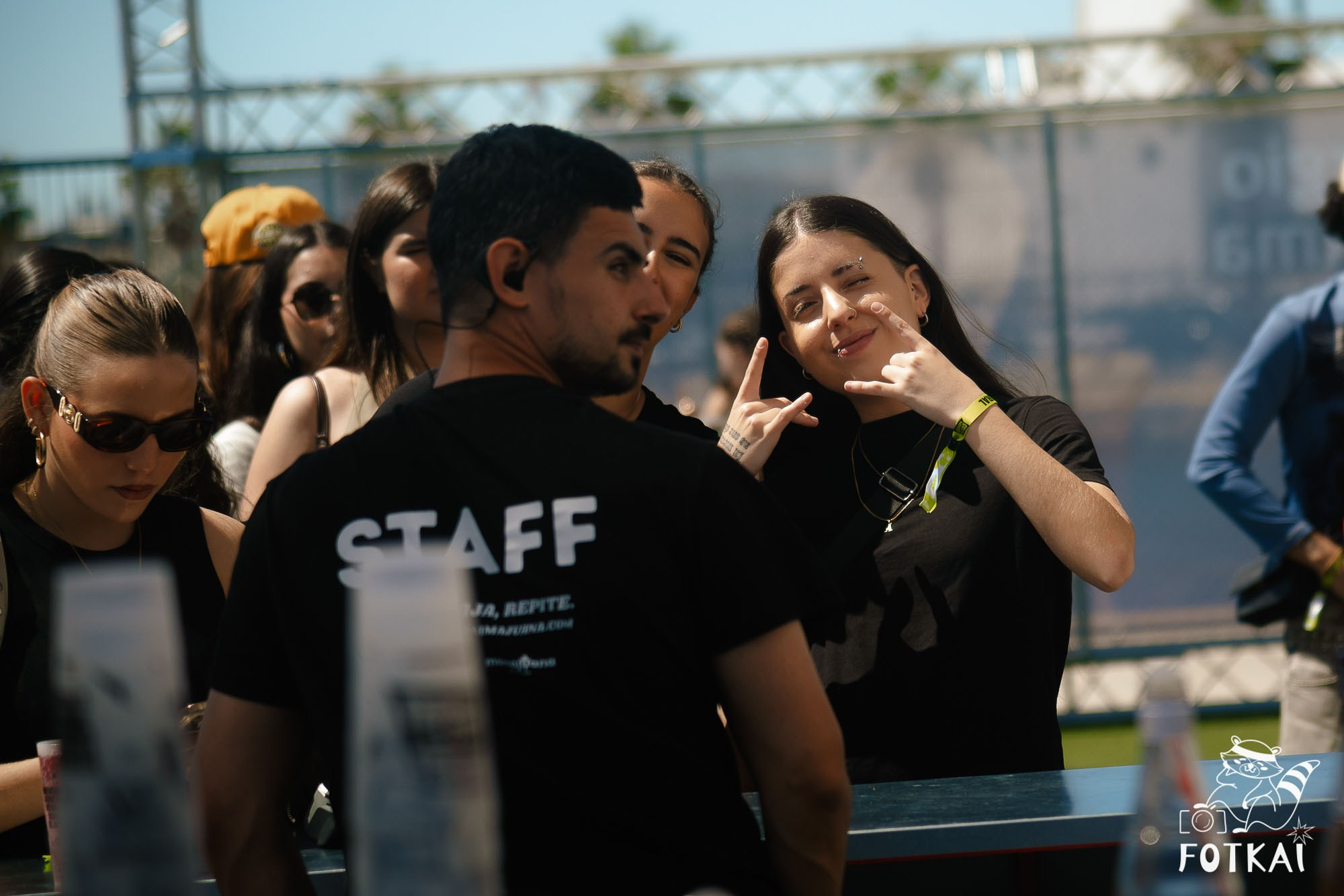 Costa Sonora 2026 Alicante Day 1 Photos — Find Yourself, Friends and Festival Crowd | FOTKAI