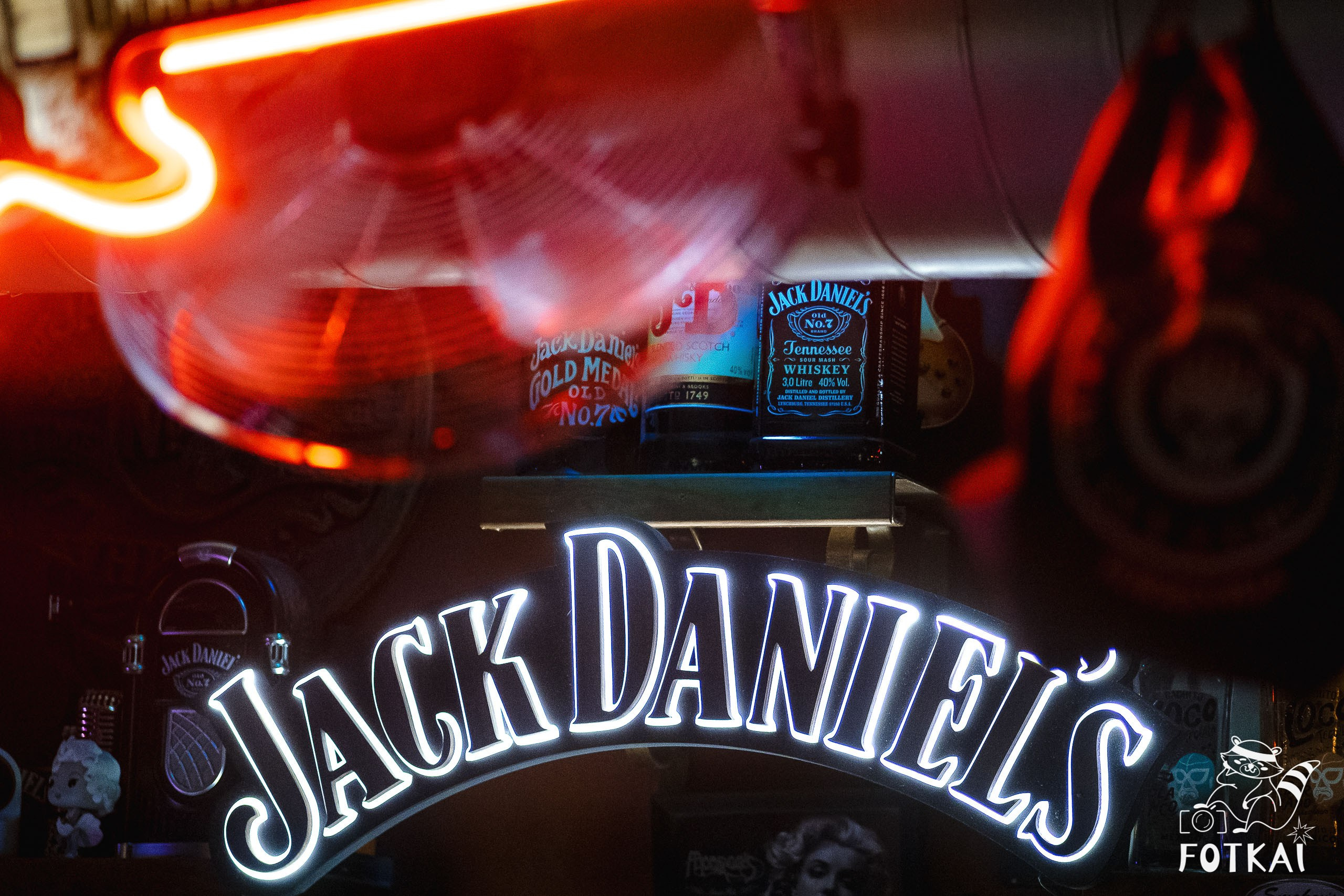 Monroe’s Rock Bar Torrevieja: Reportaje fotográfico 01.08.25 | FOTKAI