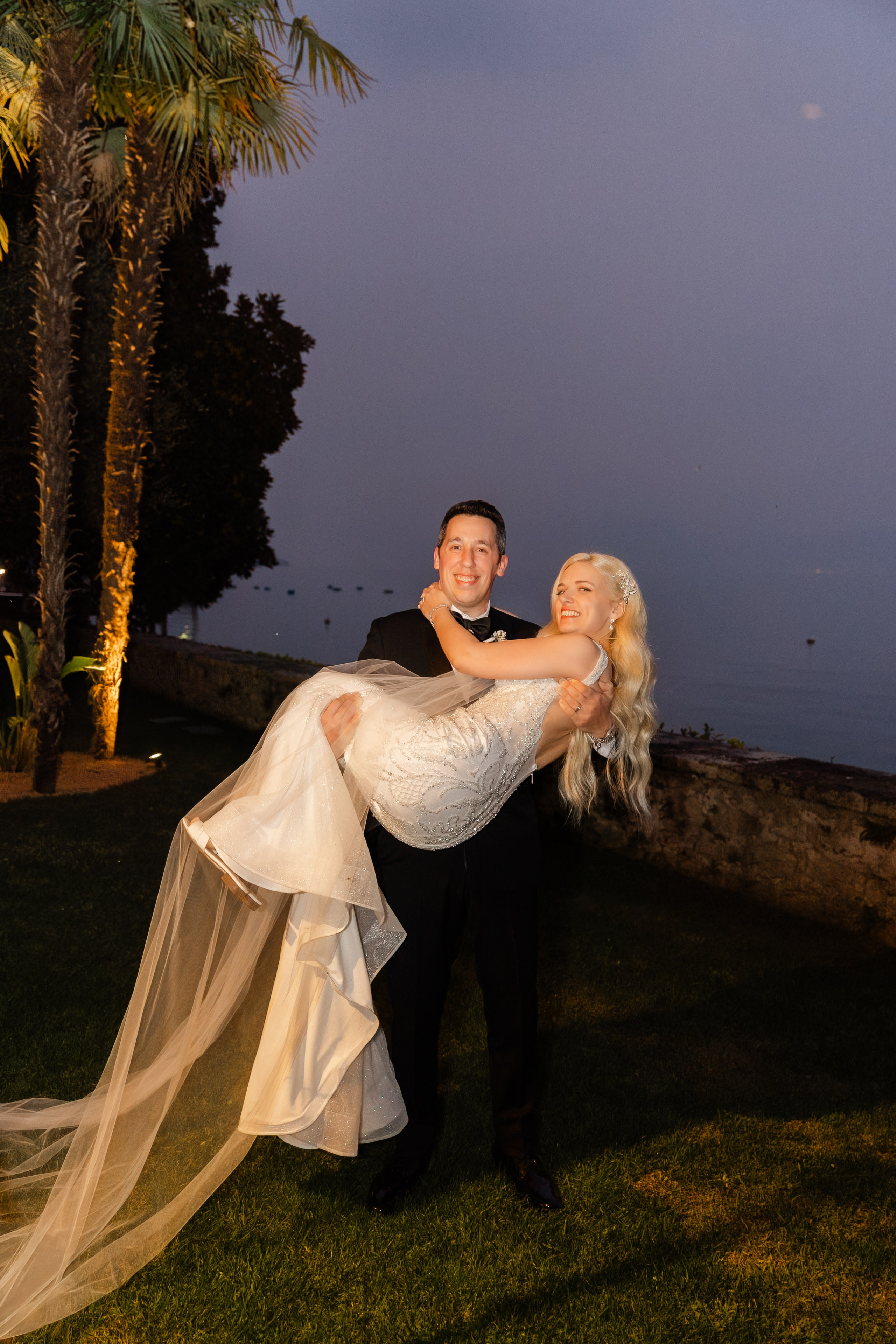 LINDSEY AND ROBERT _LAKE GARDA. PHOTOGRAPHER IN ITALY
