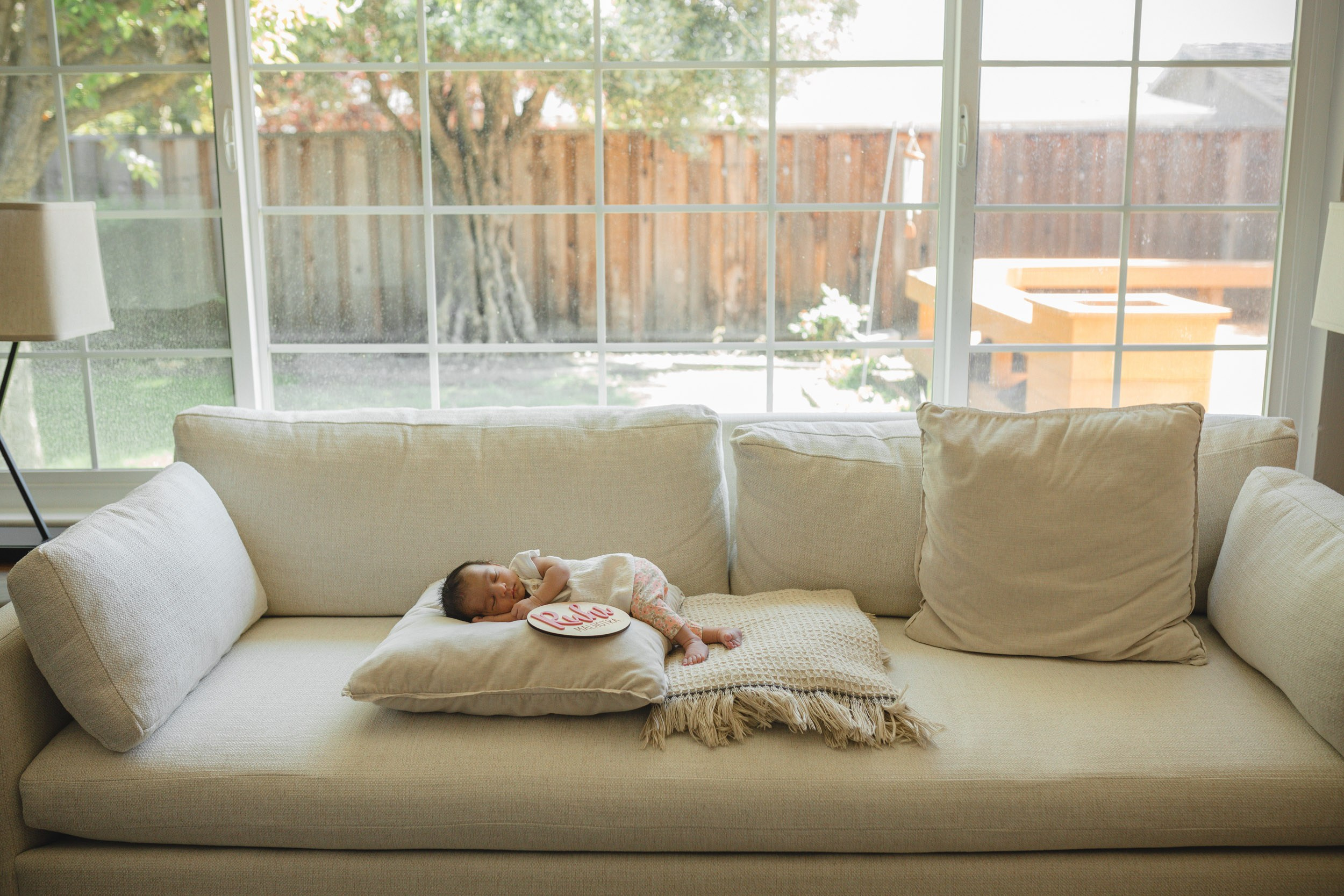 Tiny Toes, Cozy Home. Maternity, newborn photographer in the Bay Area|Iryna Rakivnenko