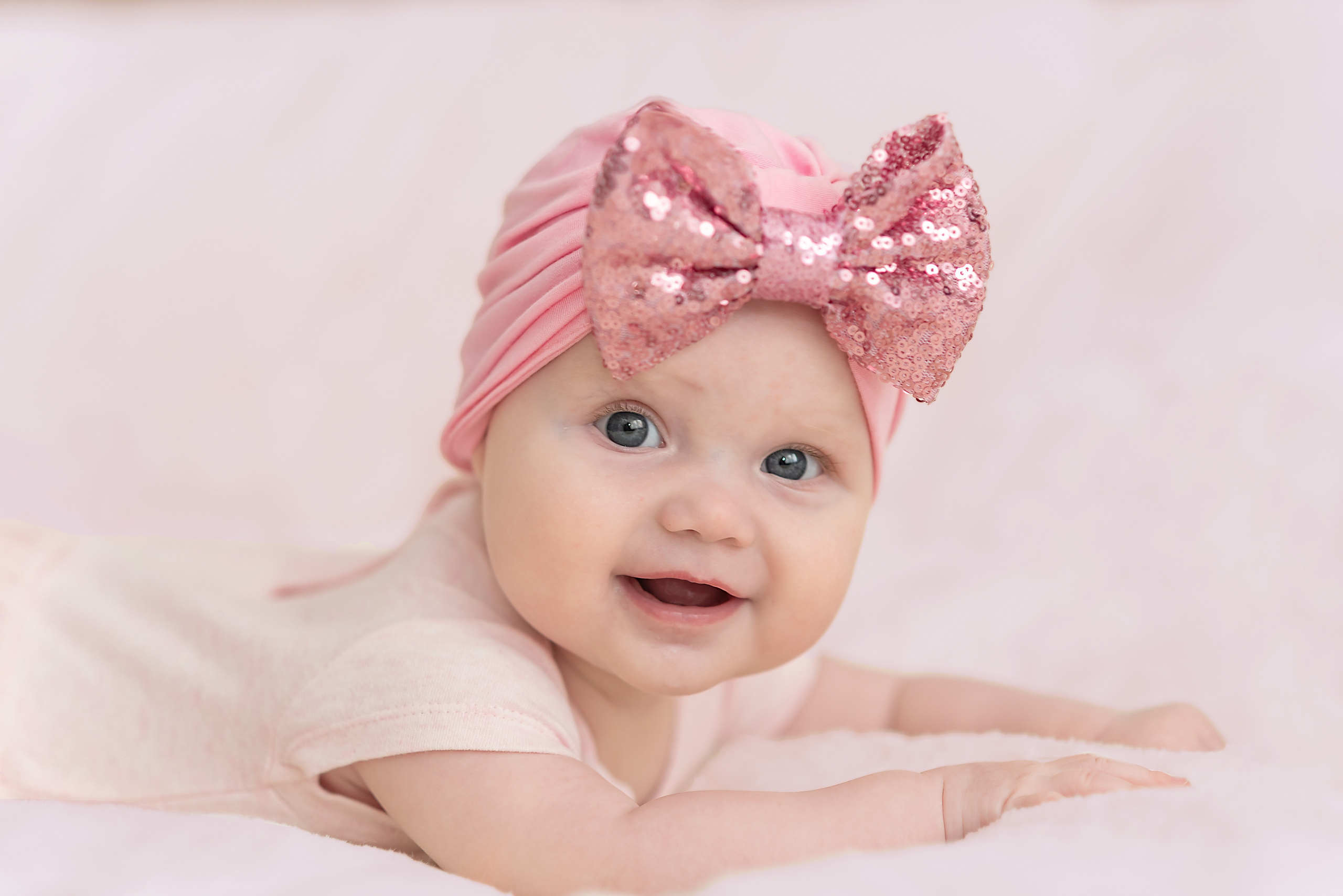 Babyfotoshooting. Irina Küttner – Visuelle Geschichten: Foto & Web in Weimar, Erfurt & Jena