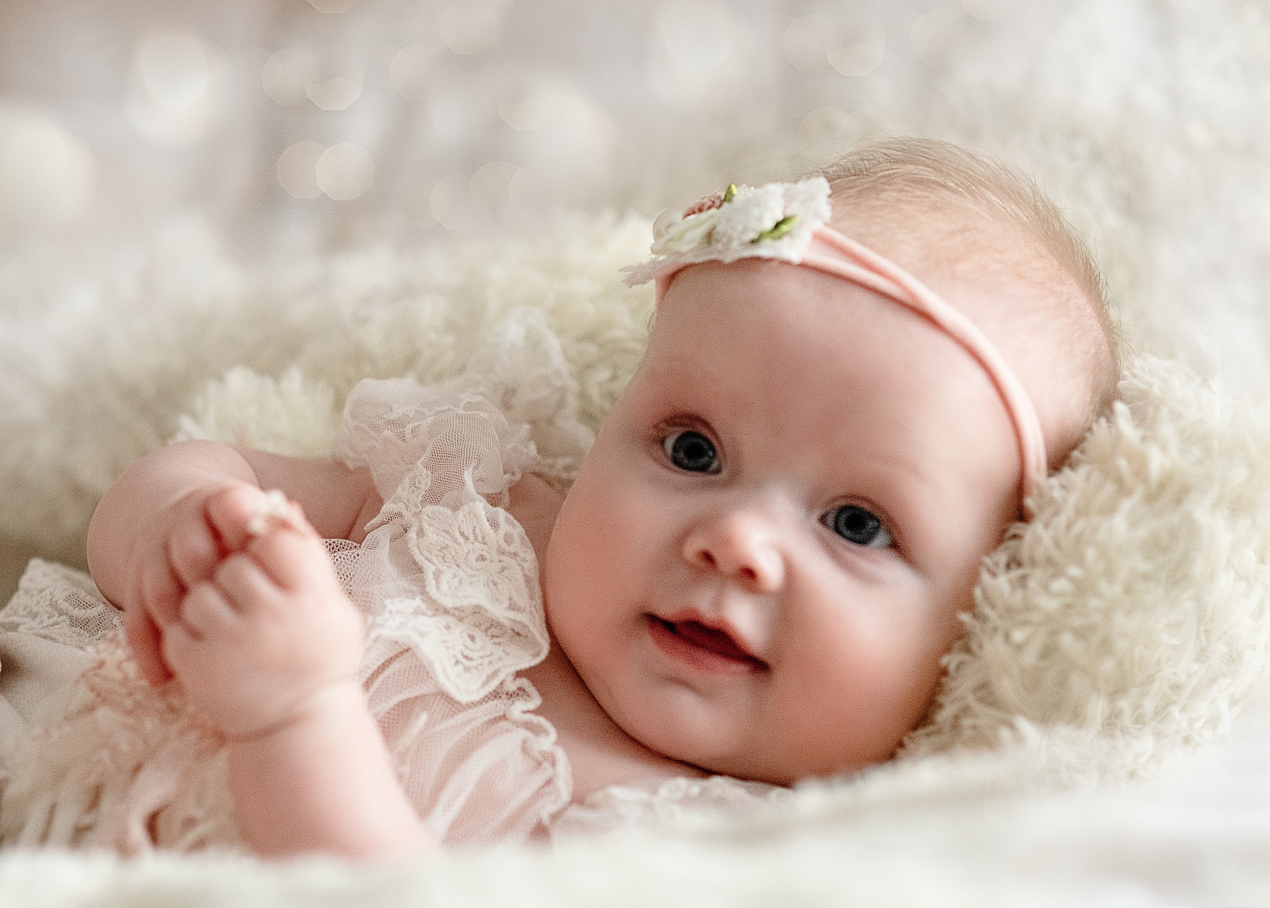 Babyfotoshooting. Irina Küttner – Visuelle Geschichten: Foto & Web in Weimar, Erfurt & Jena