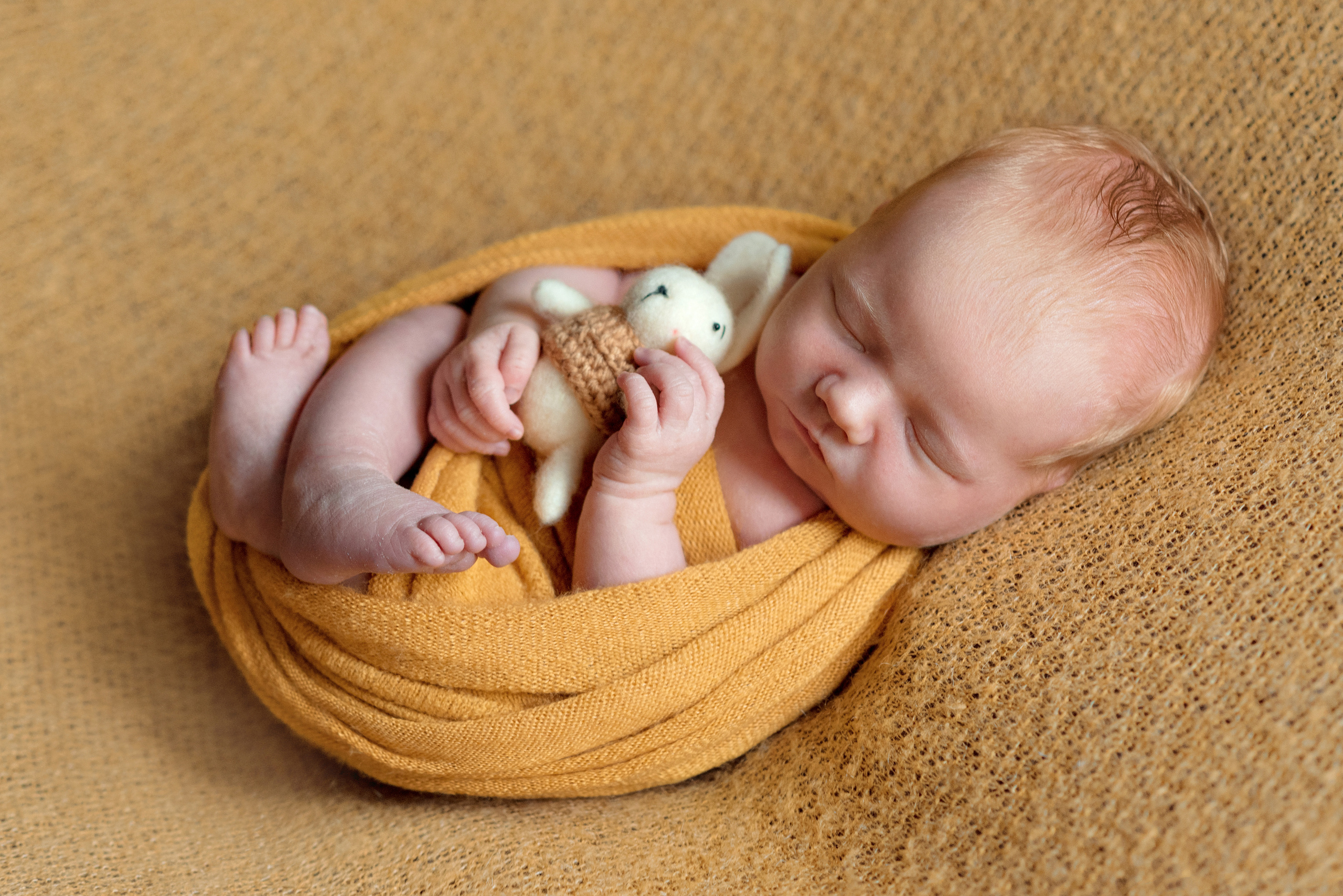 Neugeborenefotoshooting. Irina Küttner – Visuelle Geschichten: Foto & Web in Weimar, Erfurt & Jena